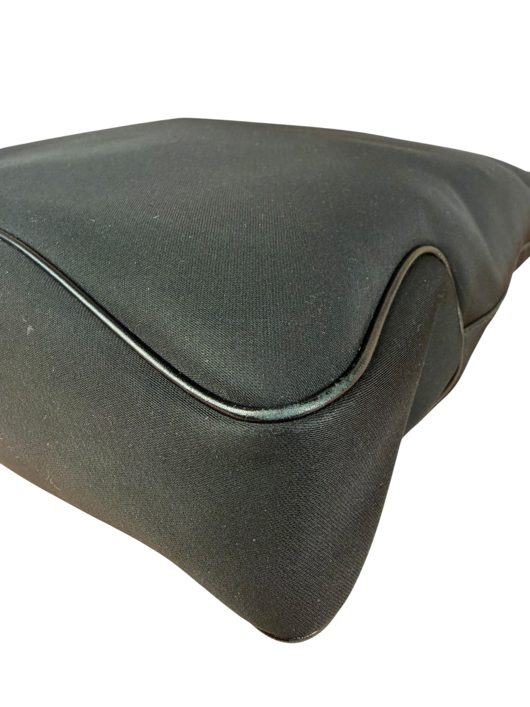 Ferragamo Vintage Black Leather Lined Shoulder Tote