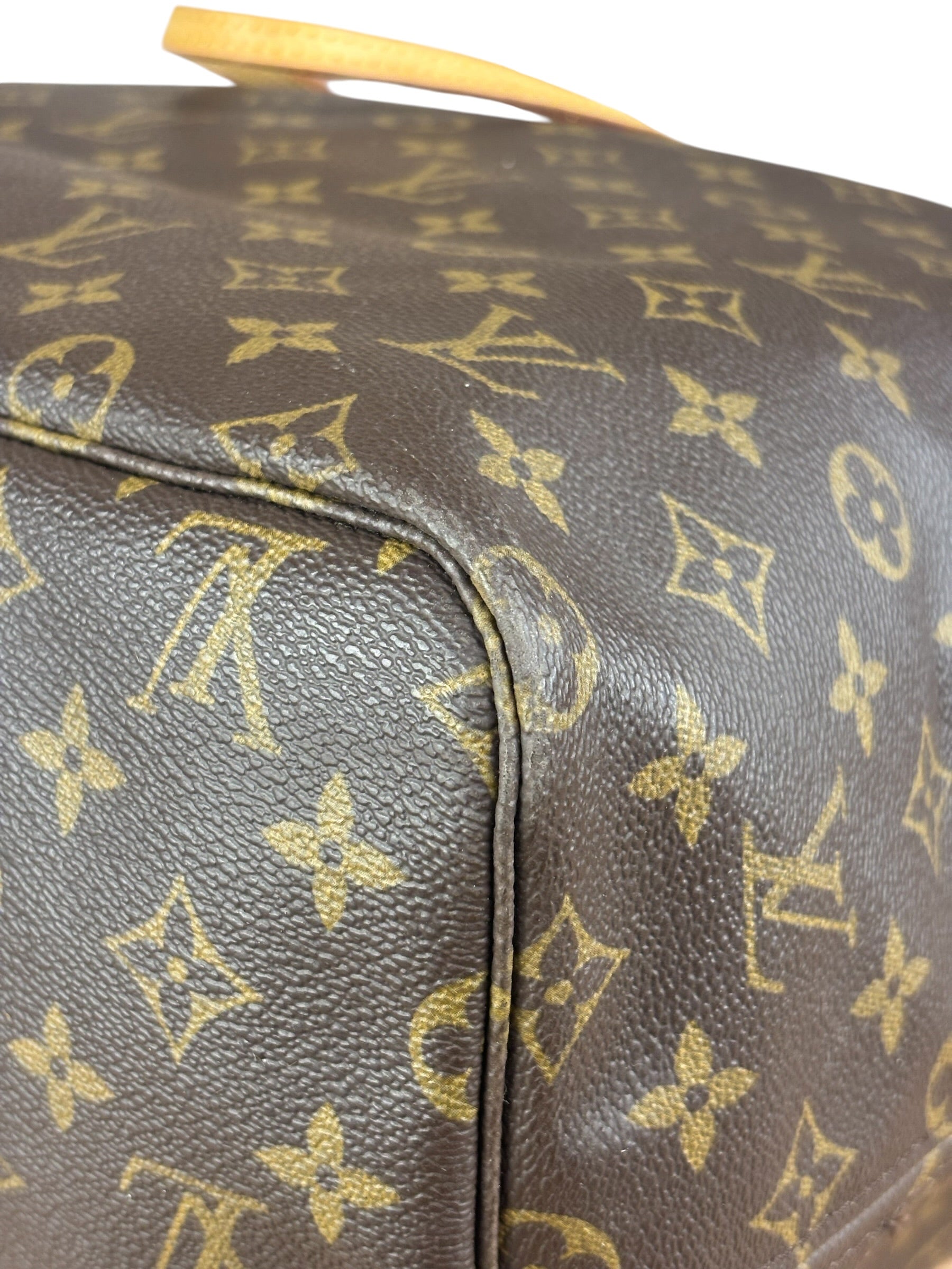 Louis Vuitton Monogram Neverfull Tote Bag GM