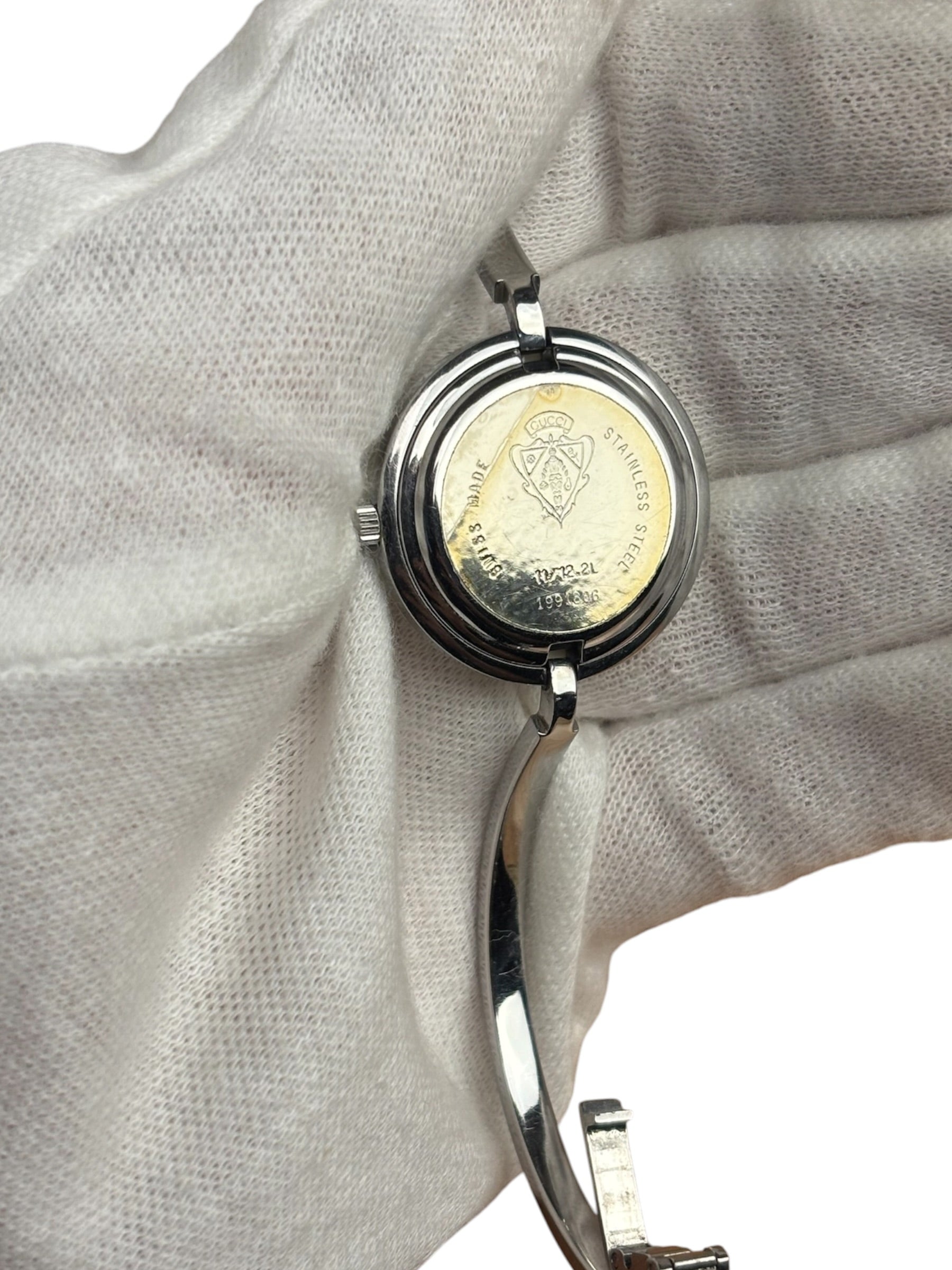 Gucci Vintage Interchangeable Bezel Set Watch