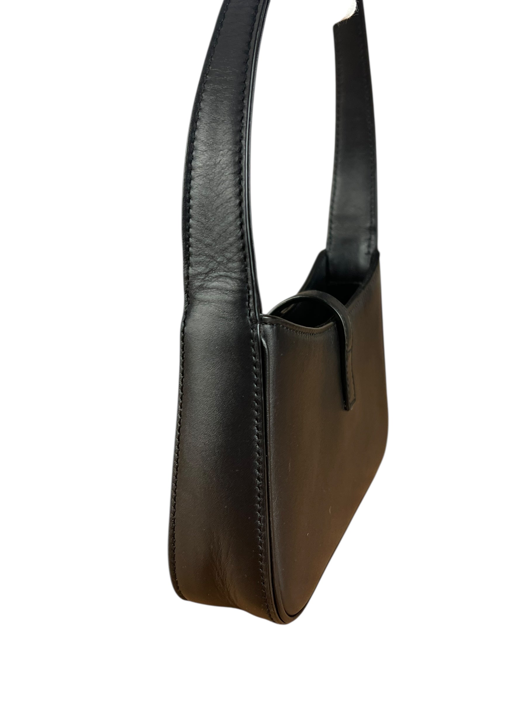 Saint Laurent Le 5 à 7 Smooth Leather Handbag Black