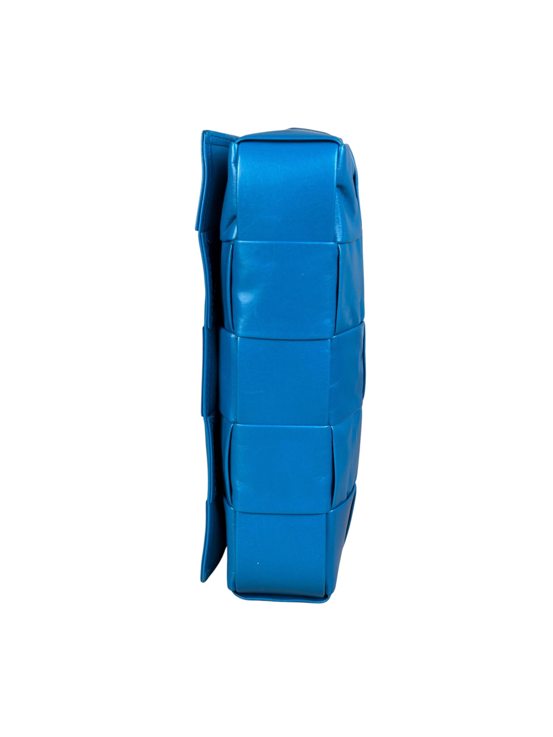 Bottega Veneta Cyan Leather Cassete Bag