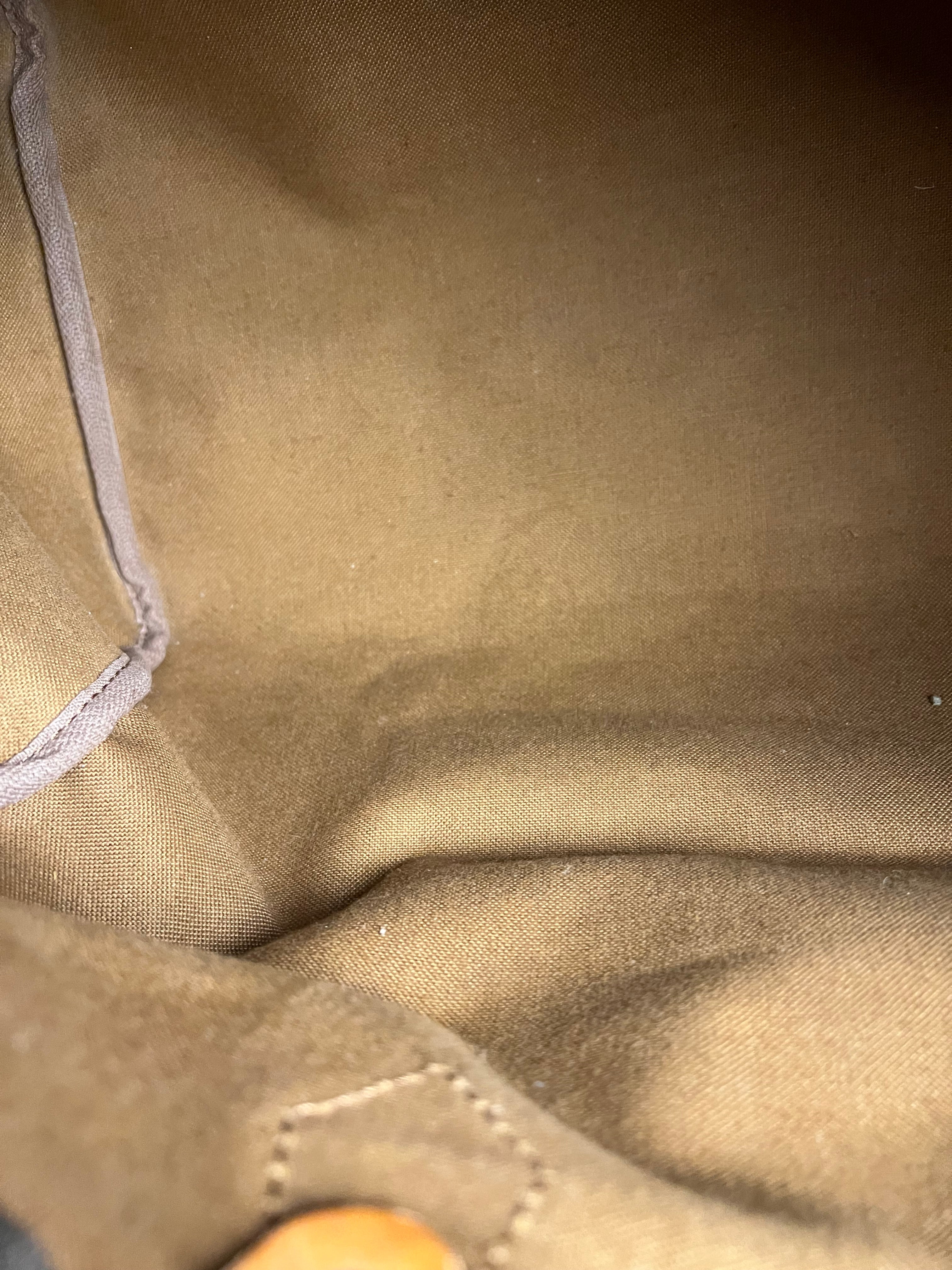 Louis Vuitton Monogram Speedy 35