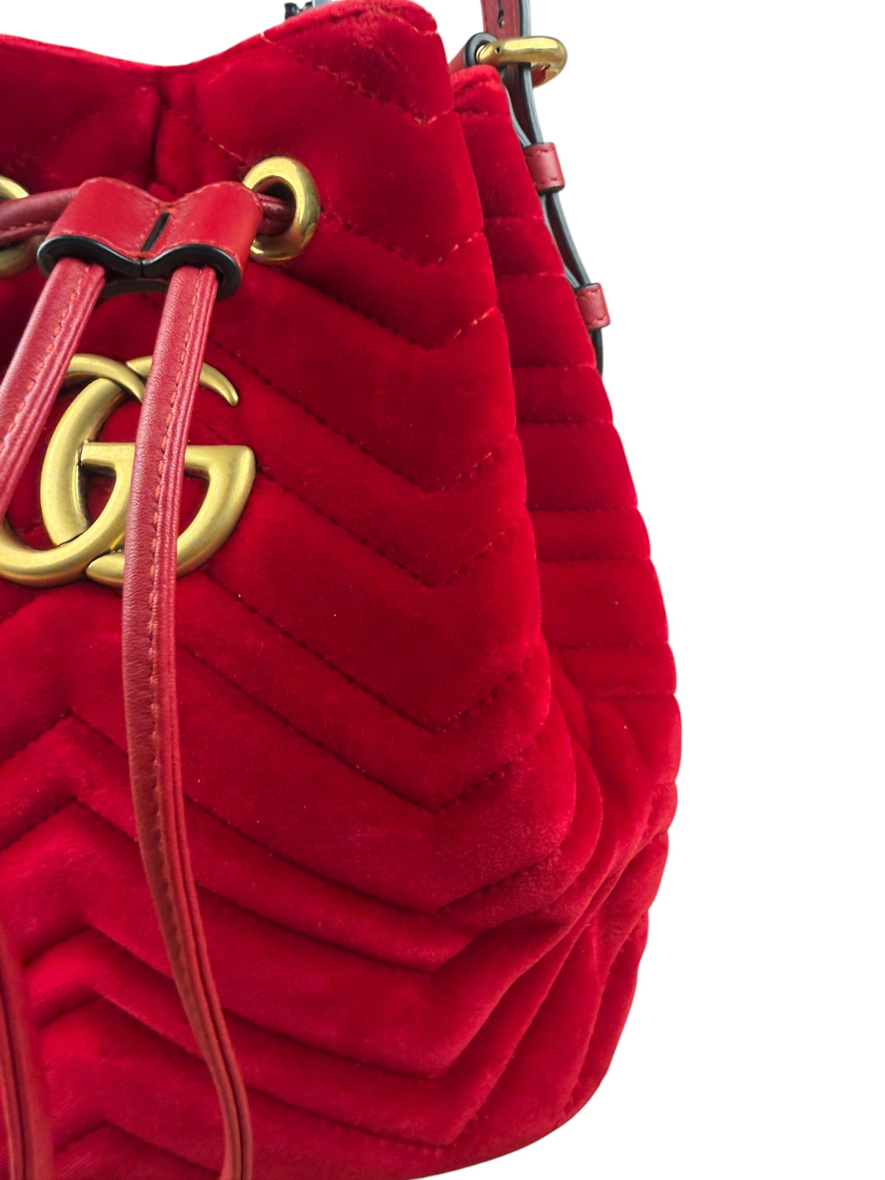 Gucci Red Velvet Leather Trim Marmont Matelasse Bucket Bag