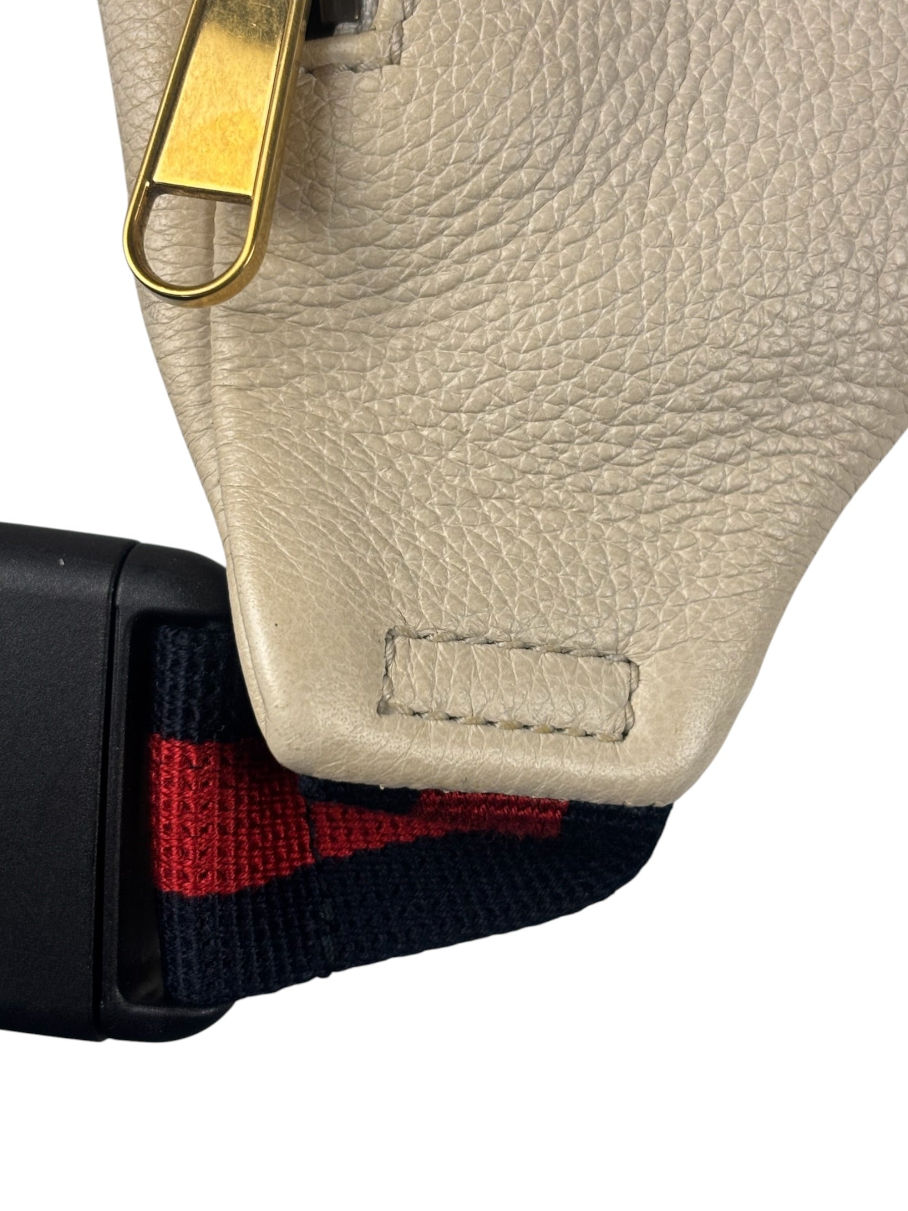 Gucci Ivory Leather Logo Print Belt Bumbag