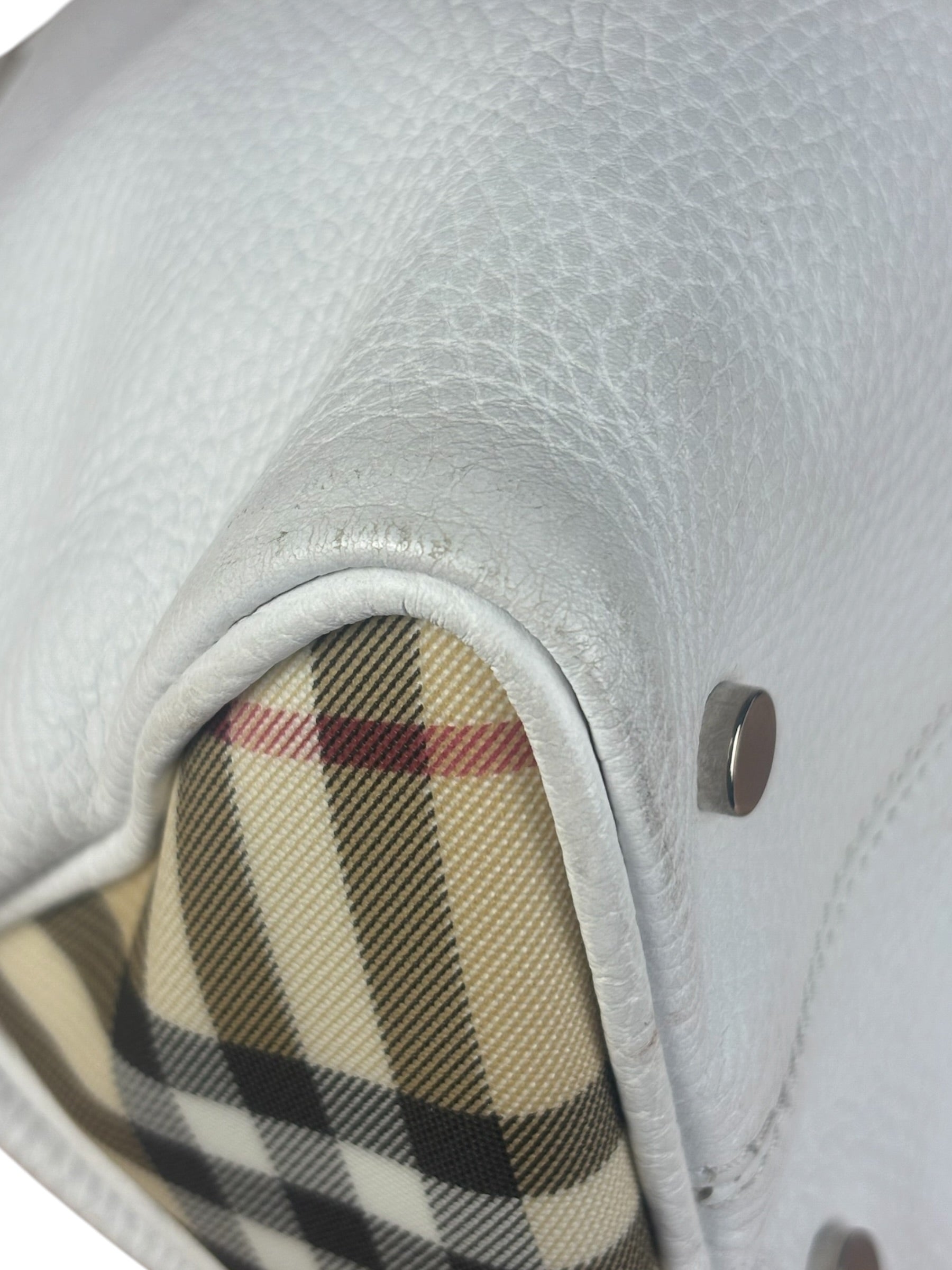 Burberry White Pebbled Leather Shoulder Bag