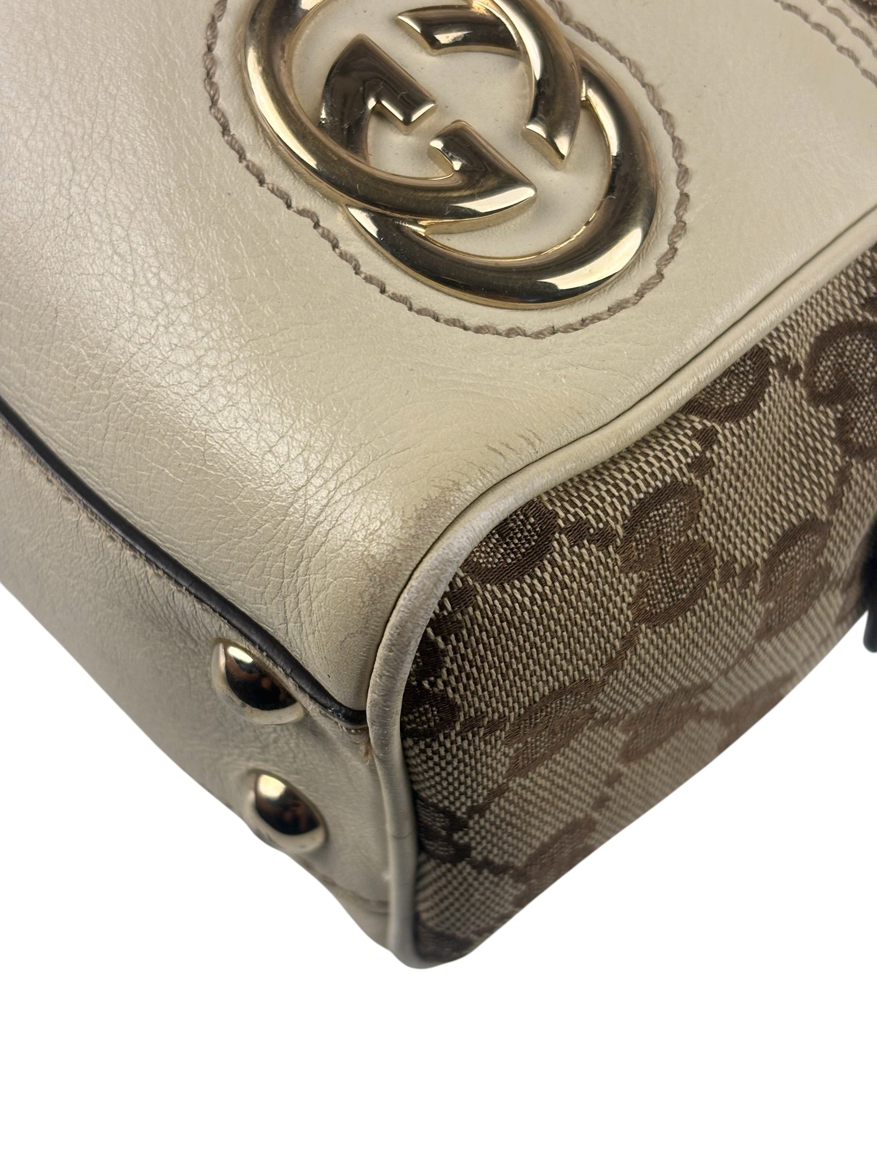 Gucci GG Beige Ivory Leather Shoulder Bag