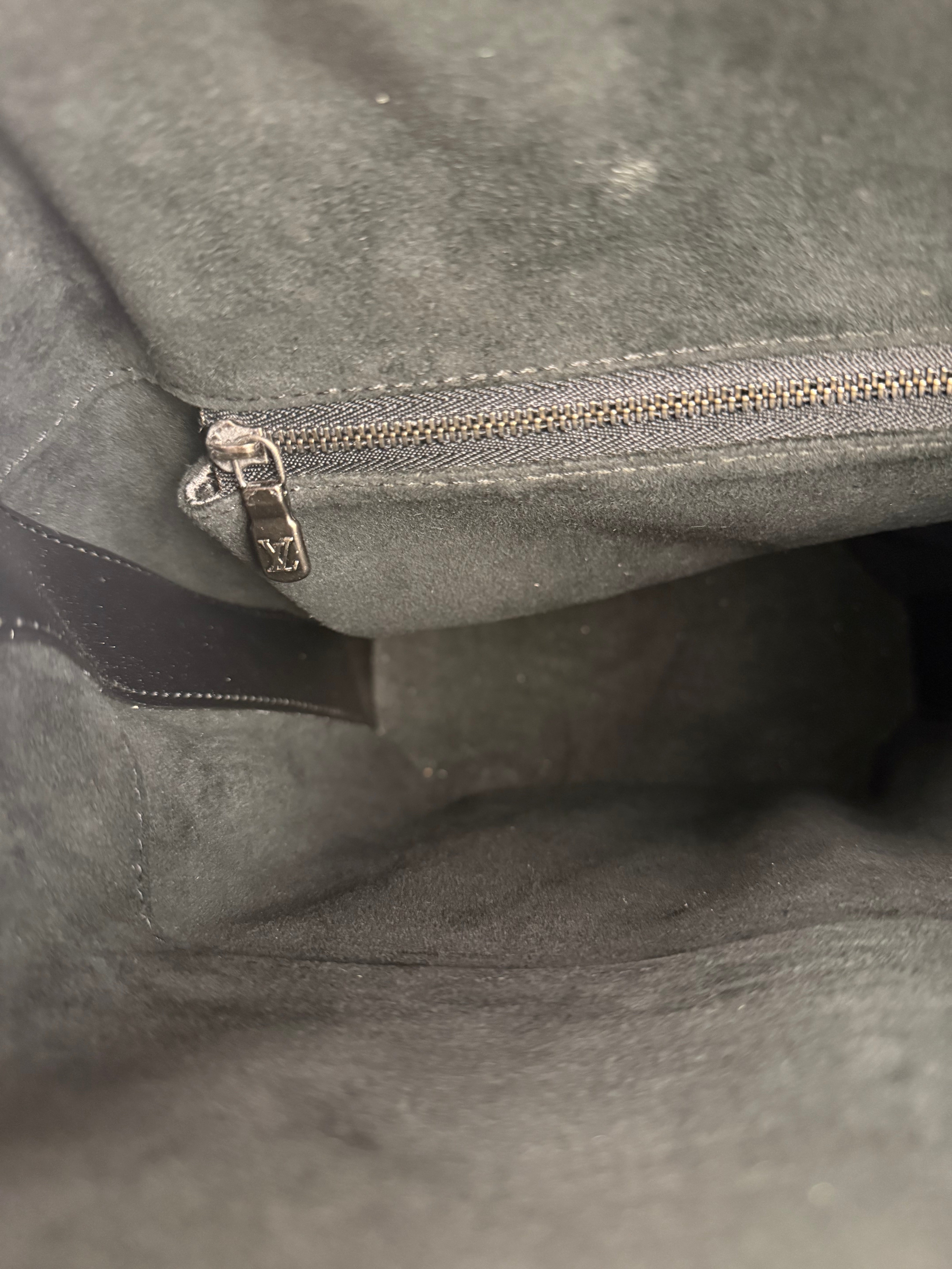 Yves Saint Laurent Black Epi Sac Seau Shoulder Bag