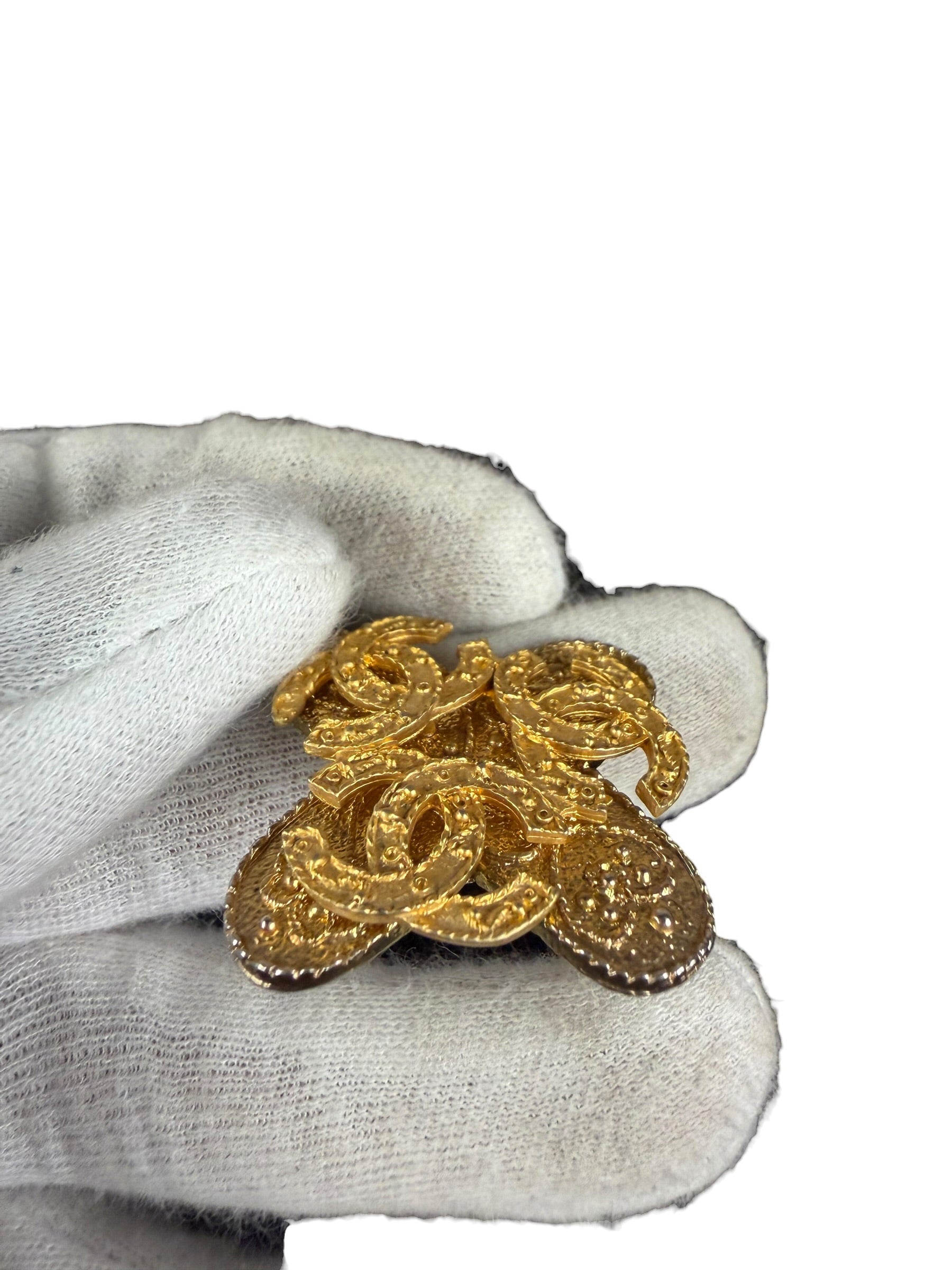 Chanel Vintage Autumm/Winter Triple Coco Mark Pendant 94A 1994