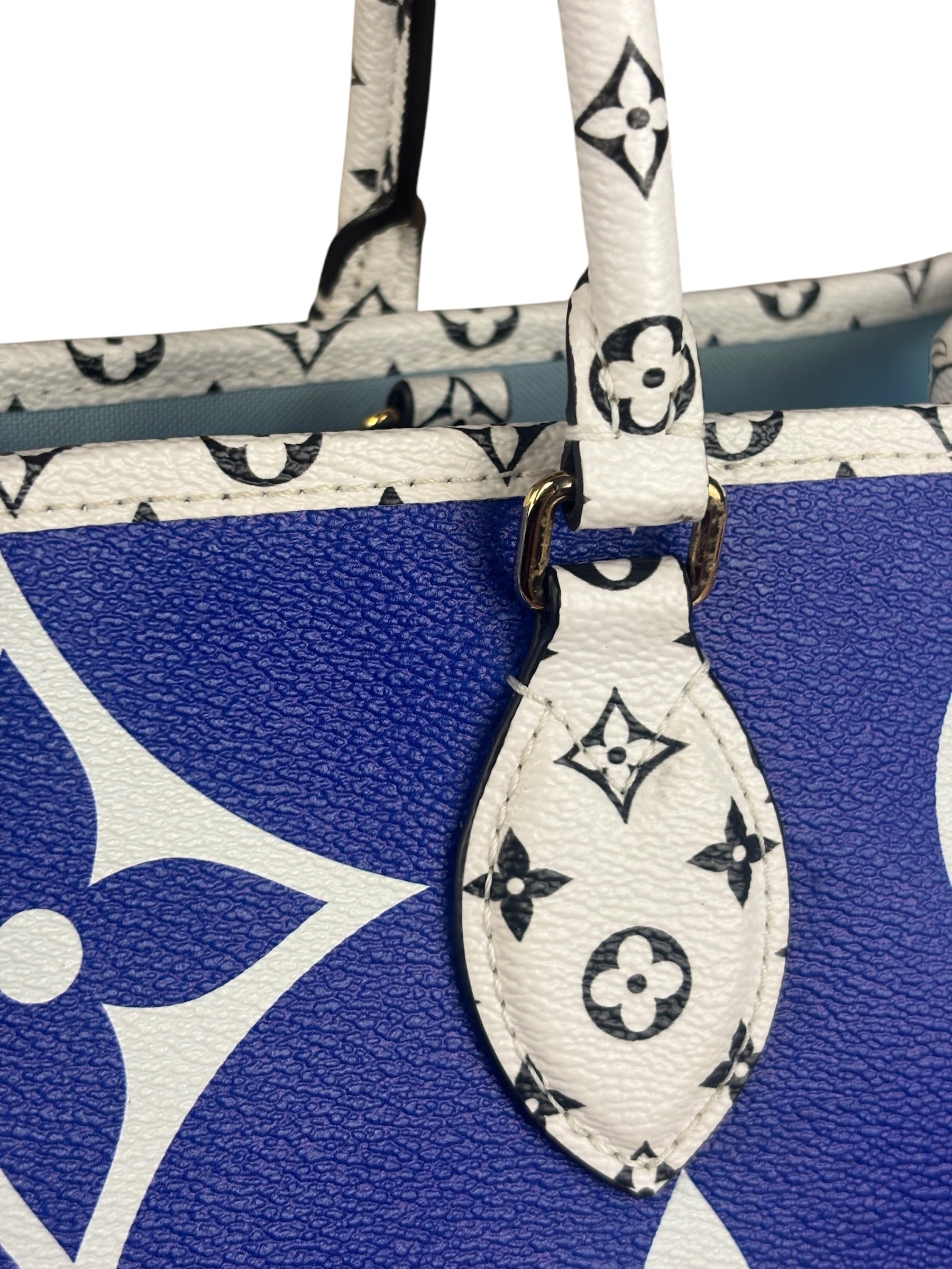 Louis Vuitton Monogram Giant Okinawa OnTheGo GM Tote