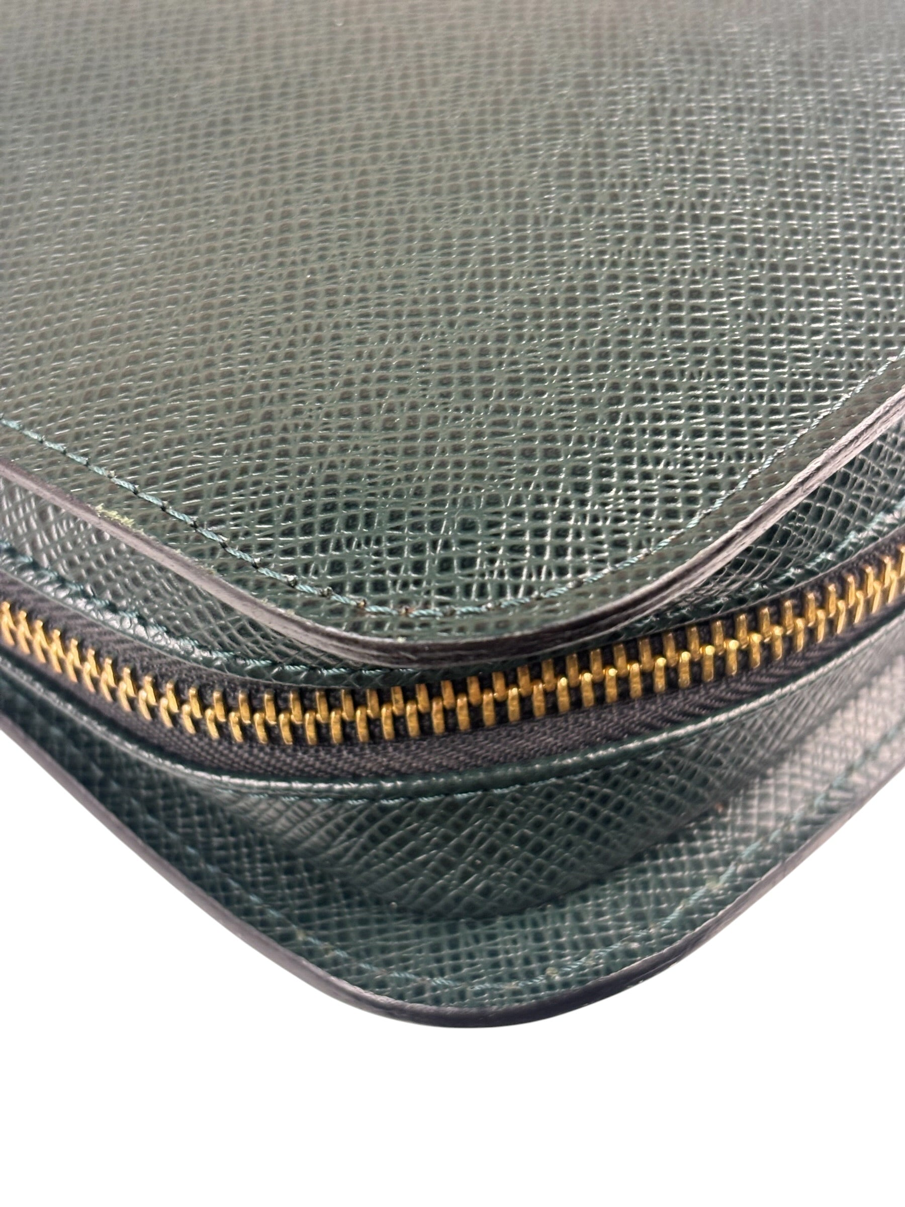 Louis Vuitton Green Taiga Leather Baikal Clutch