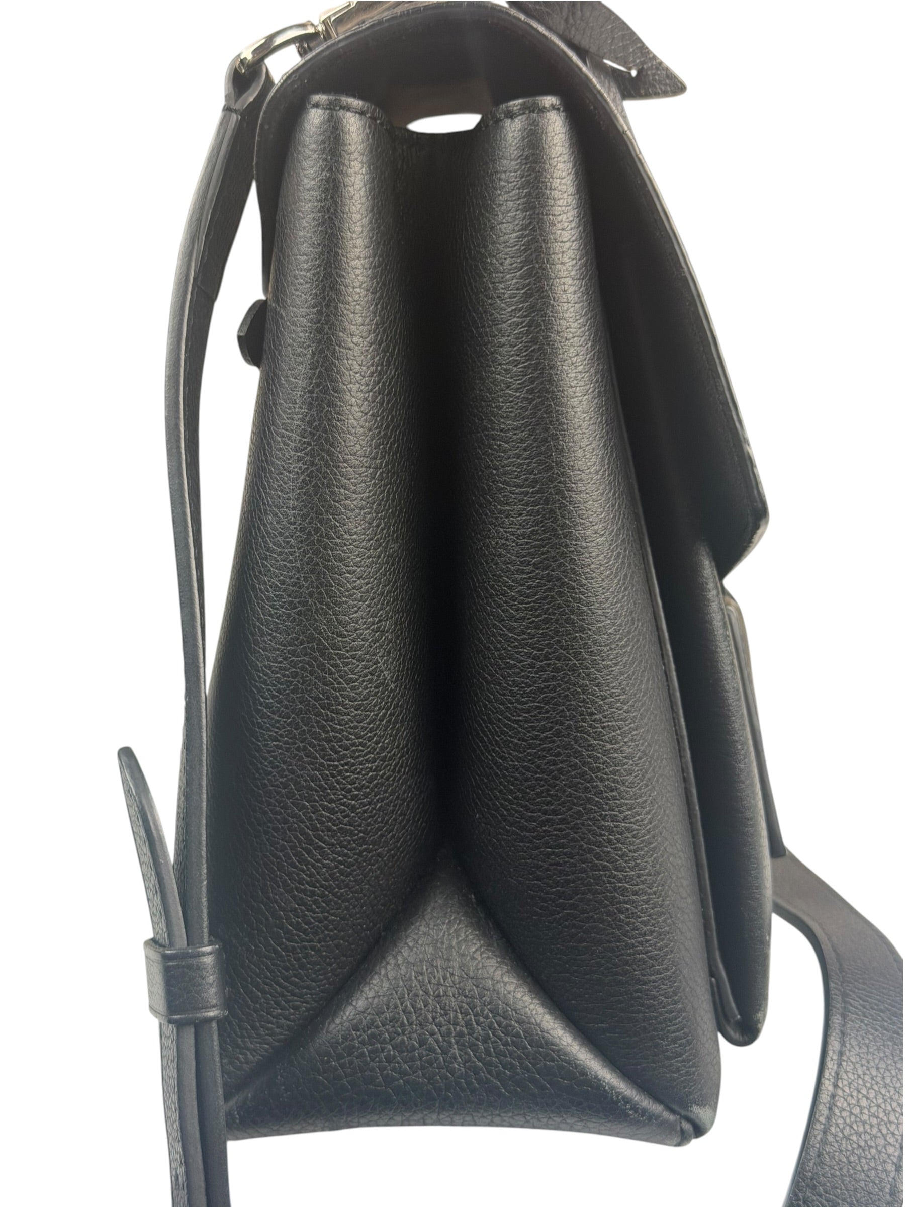 Louis Vuitton Black Pebbled Leather Taurillon Lockme Two-Way Bag