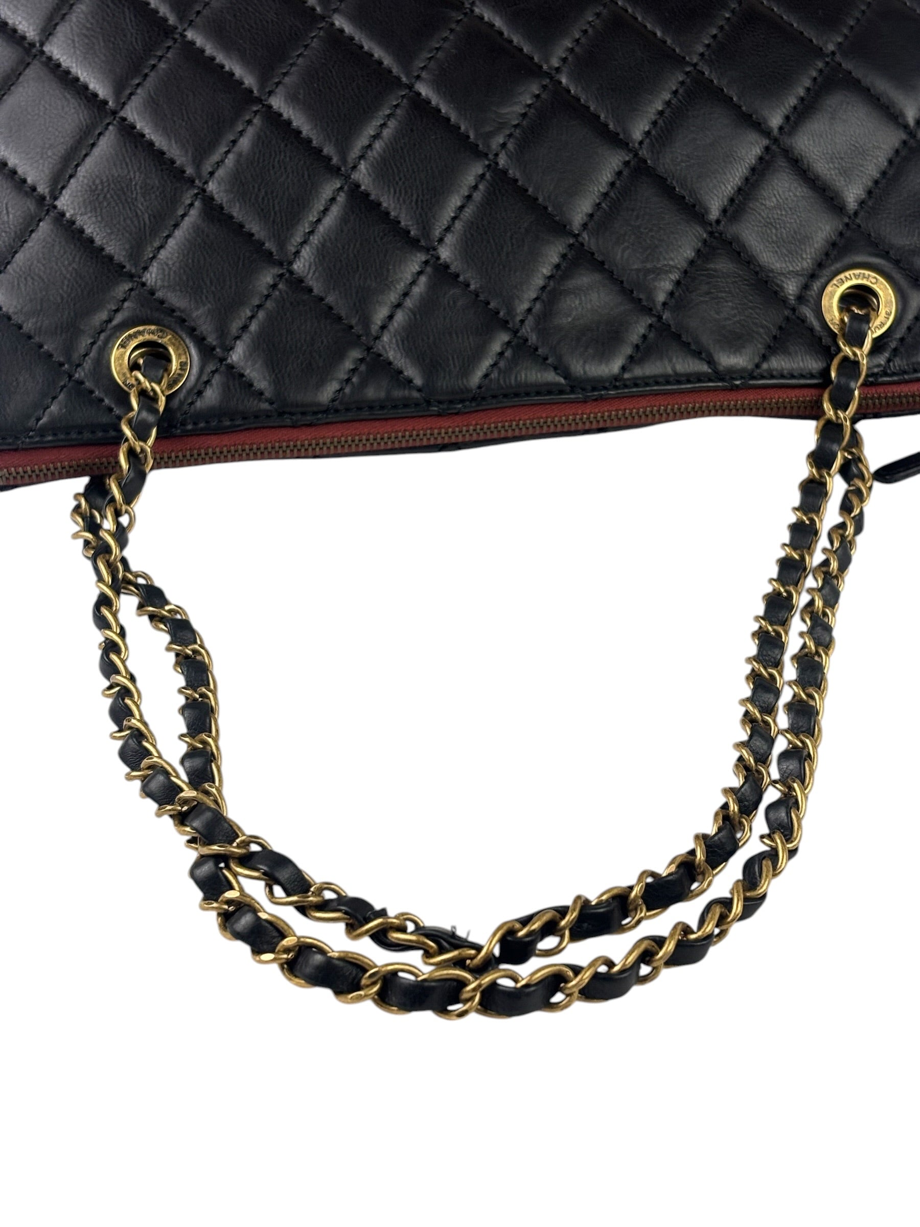 Chanel Vintage Black Quilted Lambskin Shoulder Bag 2010