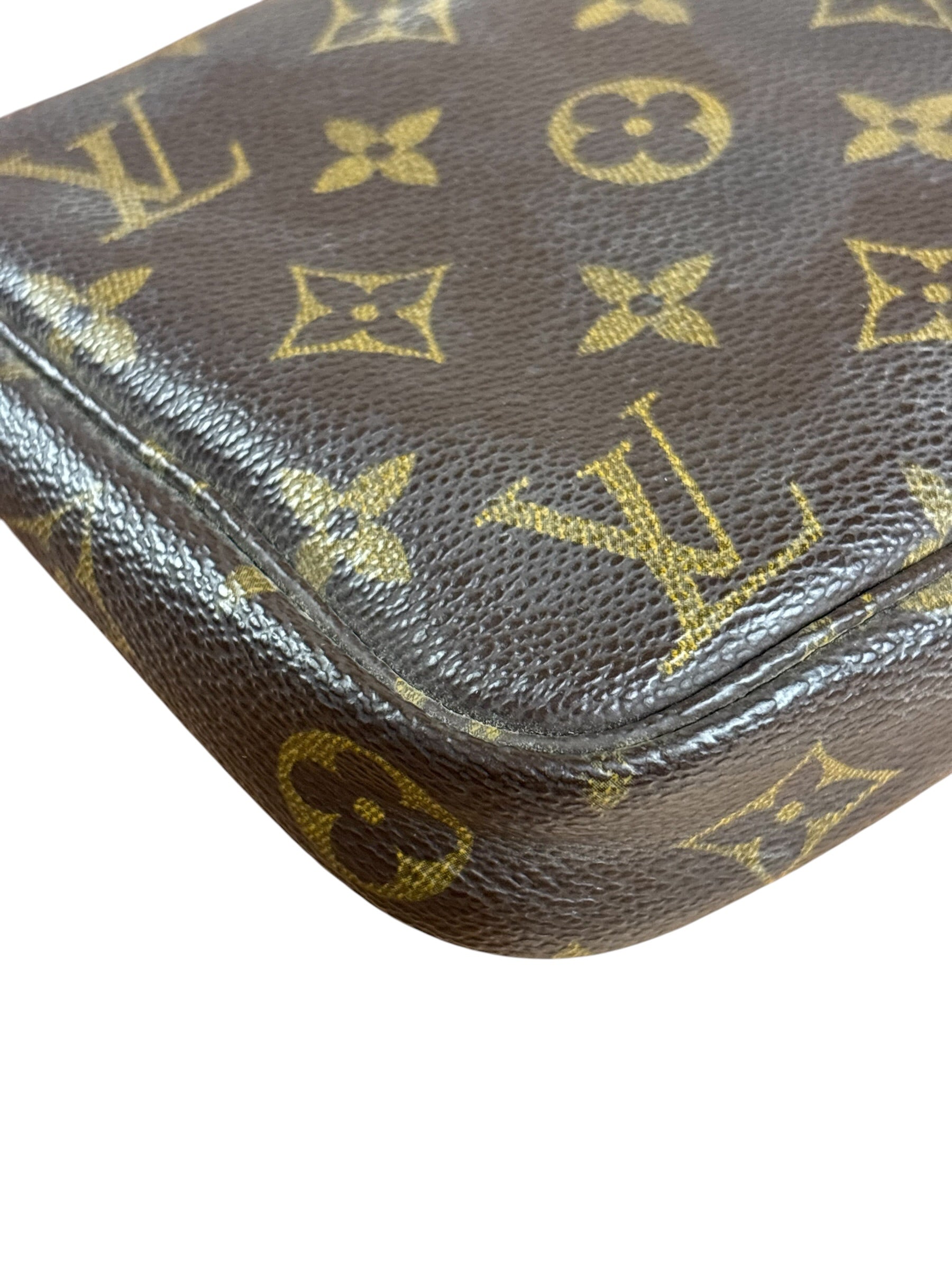 Louis Vuitton Monogram Pochette