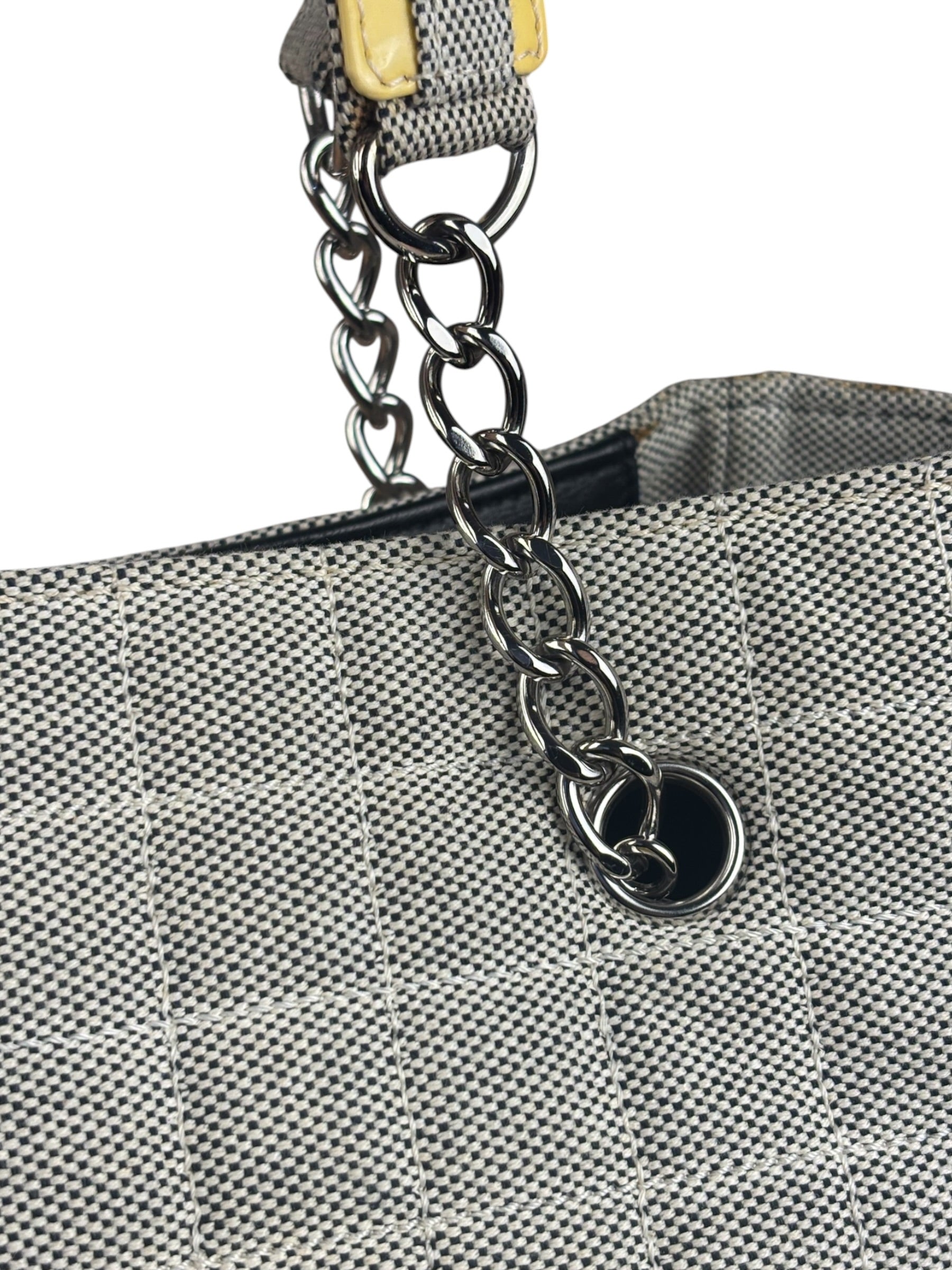 Chanel Camellia NO5 Flower Chain Tote Bag 2005