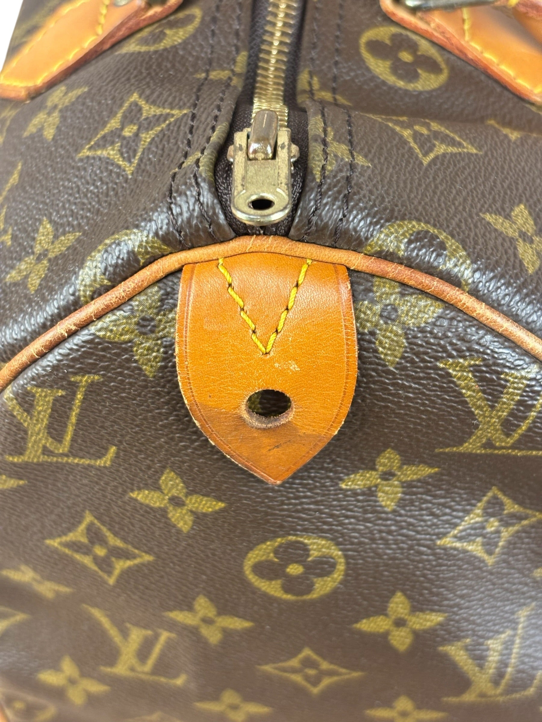 Louis Vuitton Monogram Speedy 30 Hand Bag
