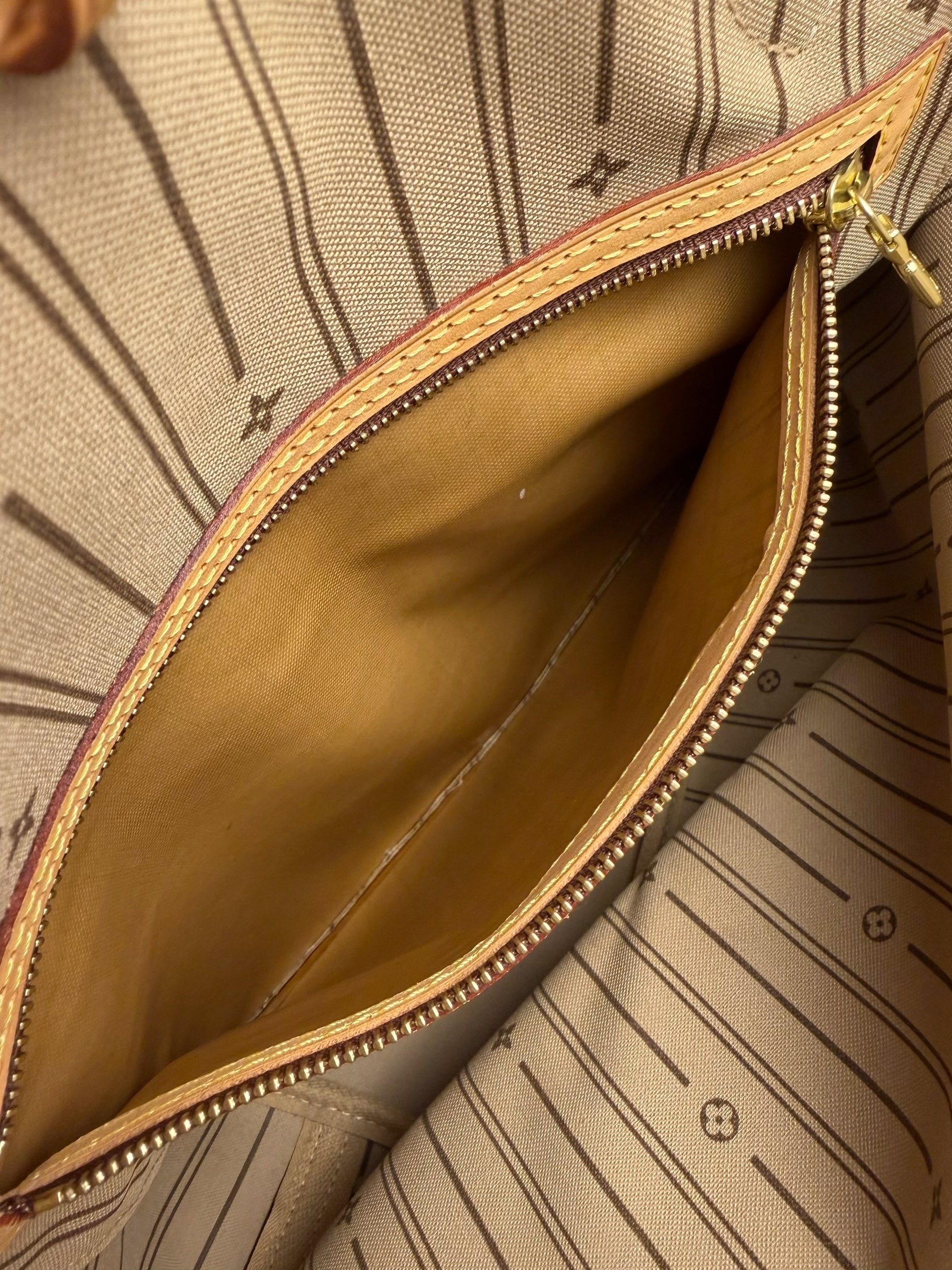 Louis Vuitton Monogram Neverfull MM