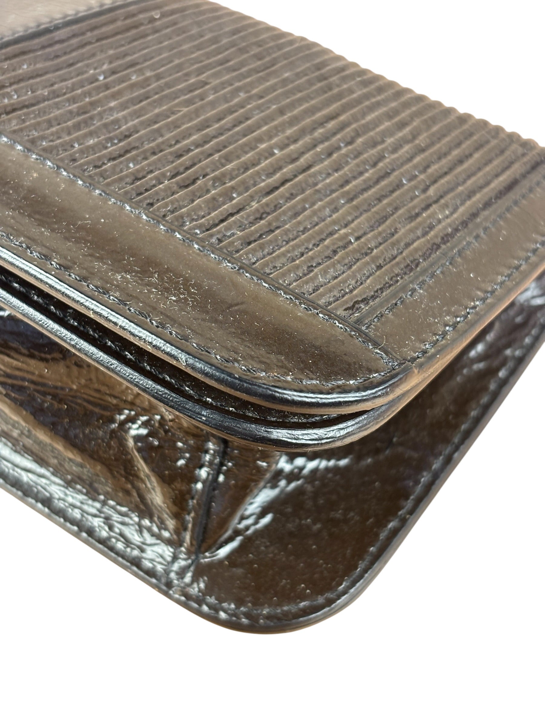 Burberry Vintage Brown Leather Ribbed patent Continental Clutch Wallet
