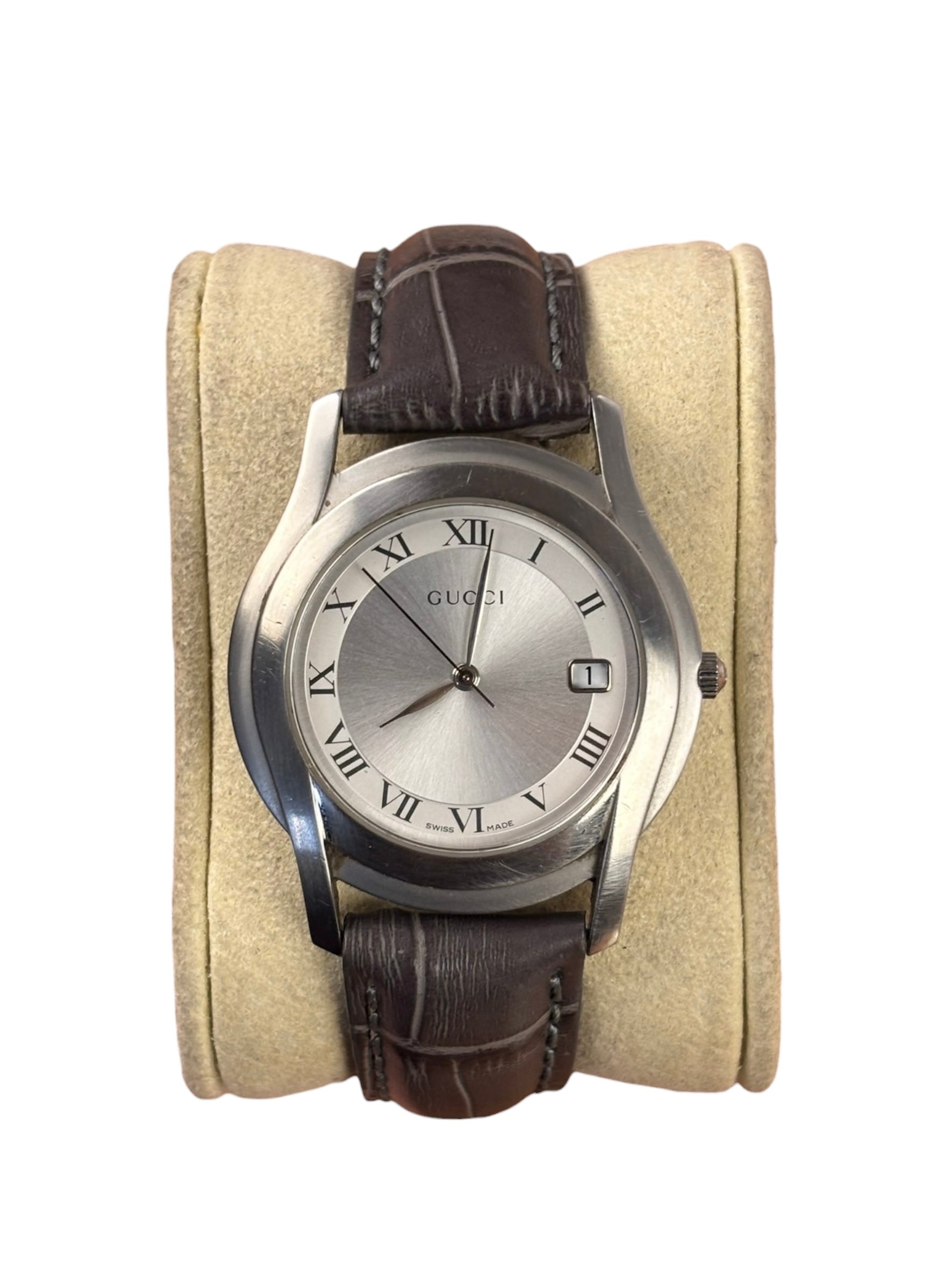 Gucci 5500M Silver Roman Dial Grey Croc Strap