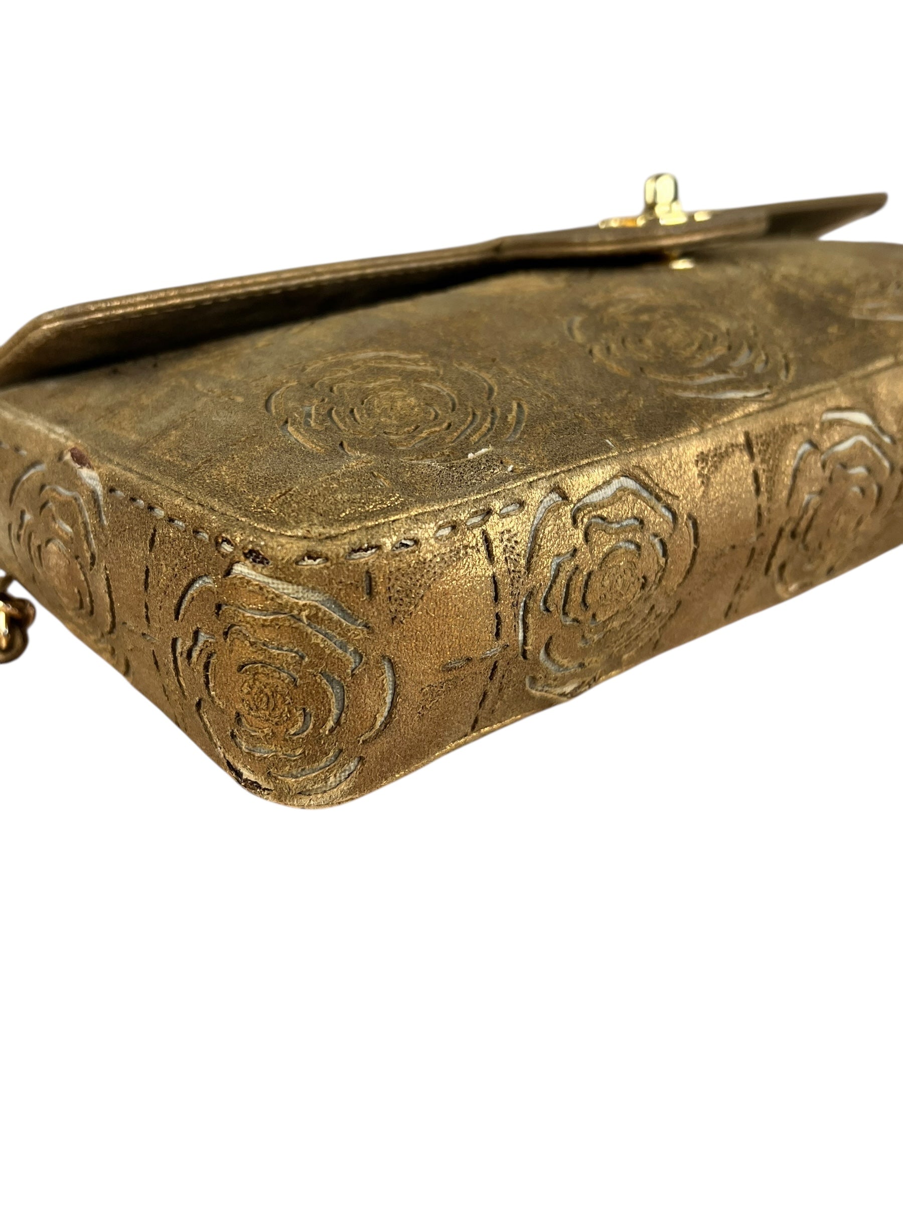 Chanel 2002 Gold Retro Tale East West Chain Flap