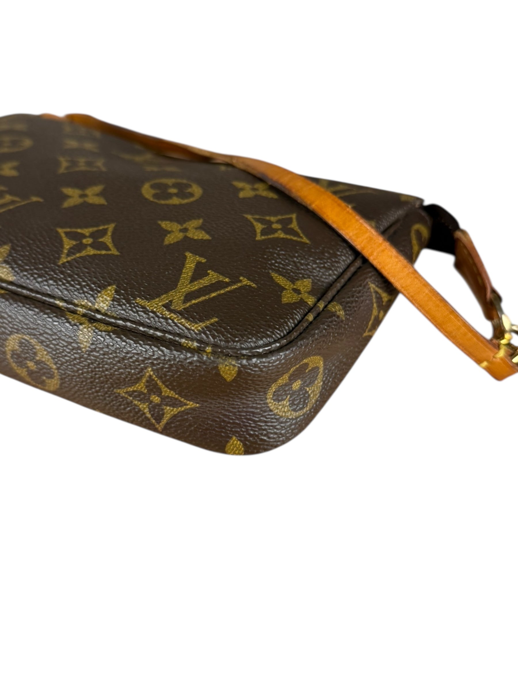 Louis Vuitton Monogram Pochette