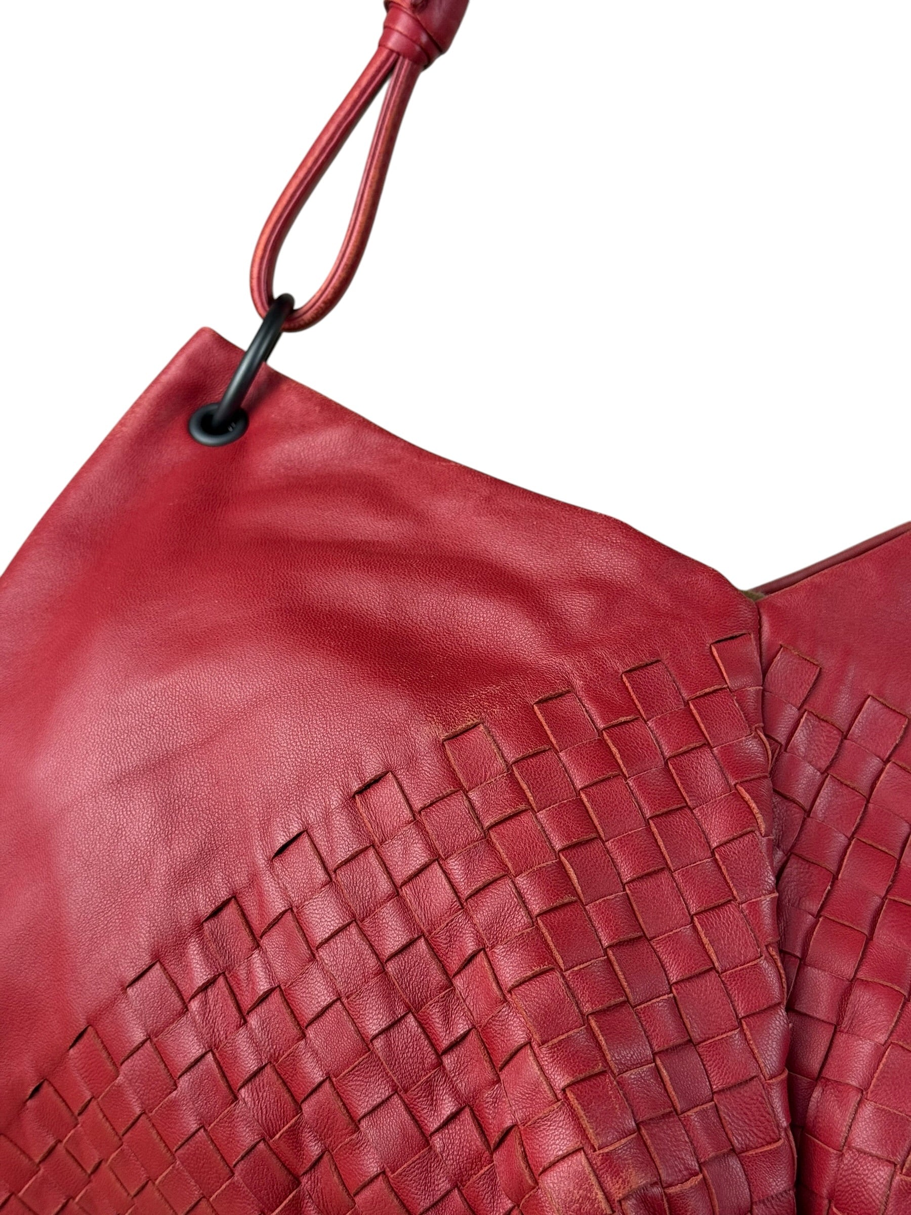 Bottega Veneta Vintage Red Hobo Aquilone Fortune Cookie Shoulder Bag