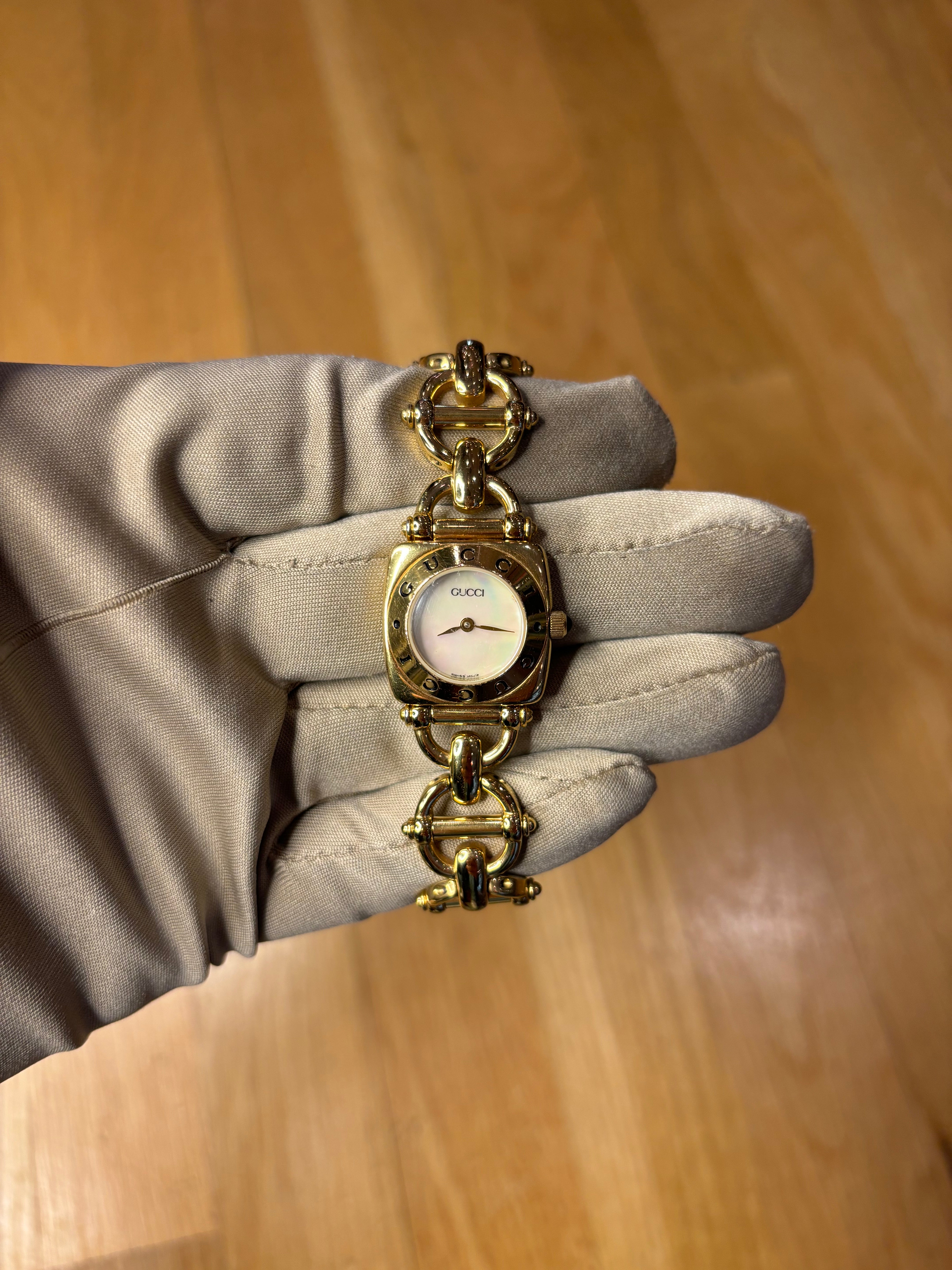 Gucci Mother Of Pearl Dial Gold Plated Chain Link