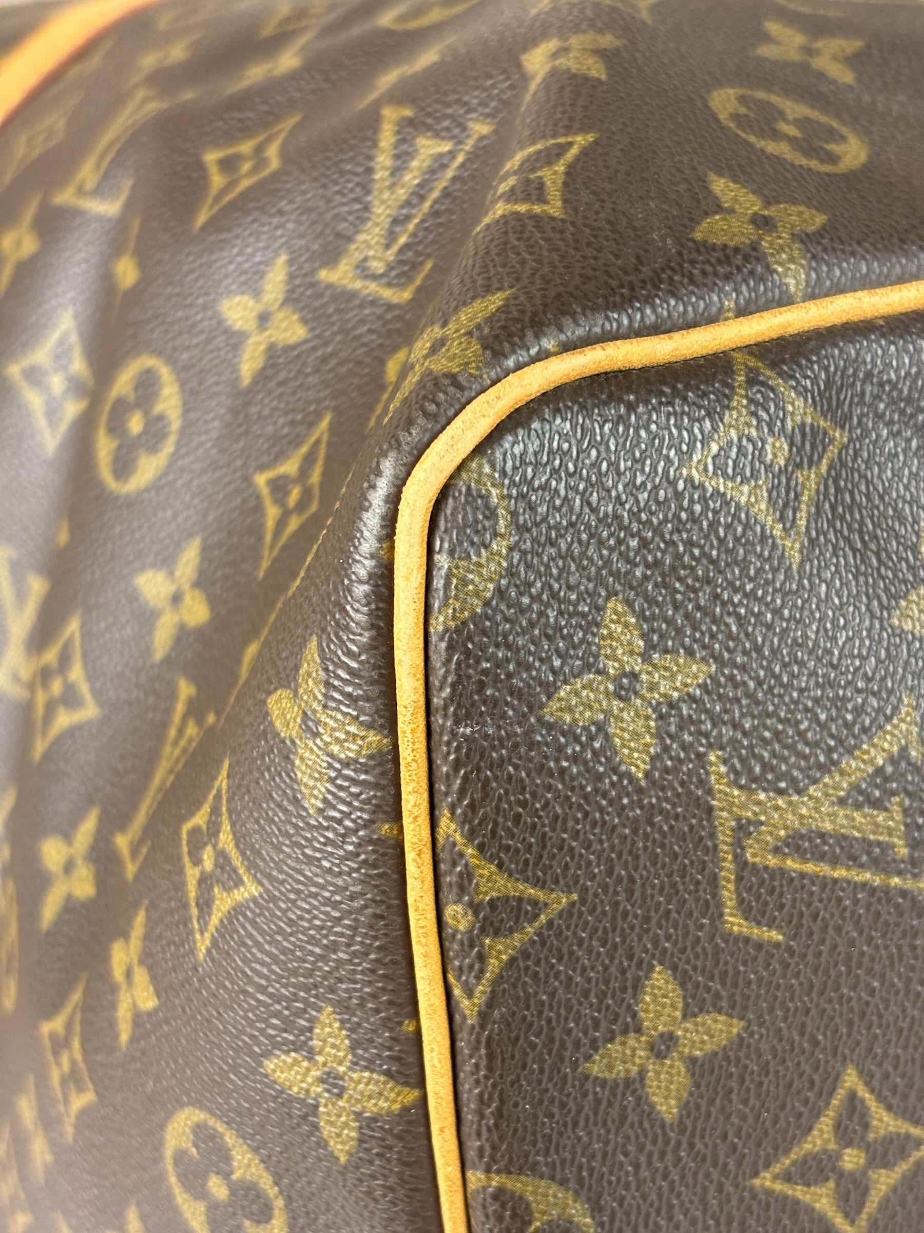 Louis Vuitton Monogram Keepall 60