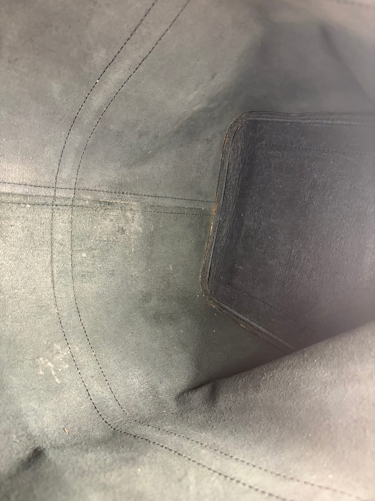 Louis Vuitton Black Epi Leather Keepall 50