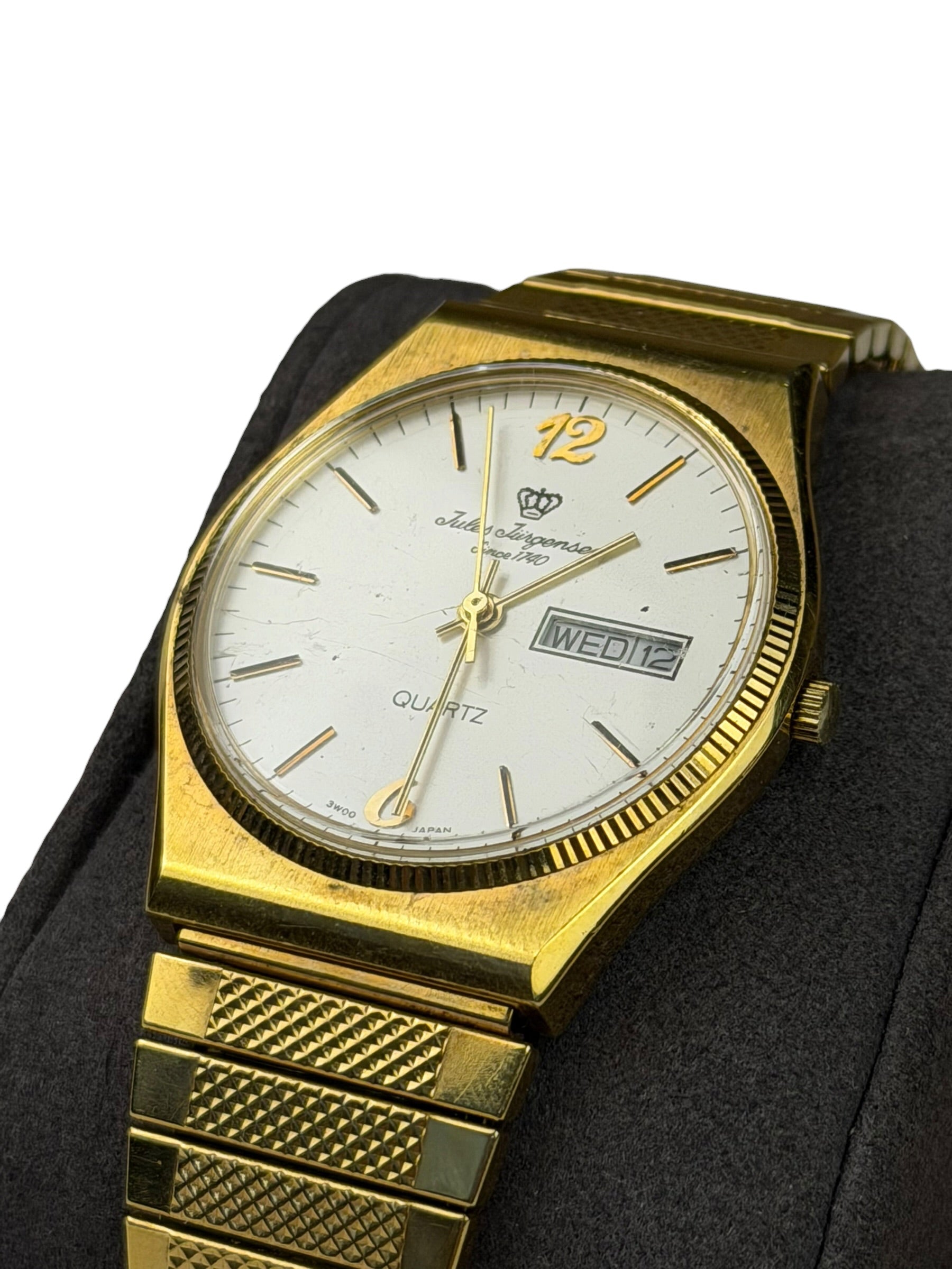 Jules Jurgensen Quartz Day Date Gold Toned Watch