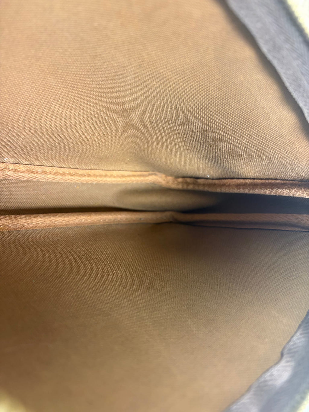 Louis Vuitton Monogram Pochette