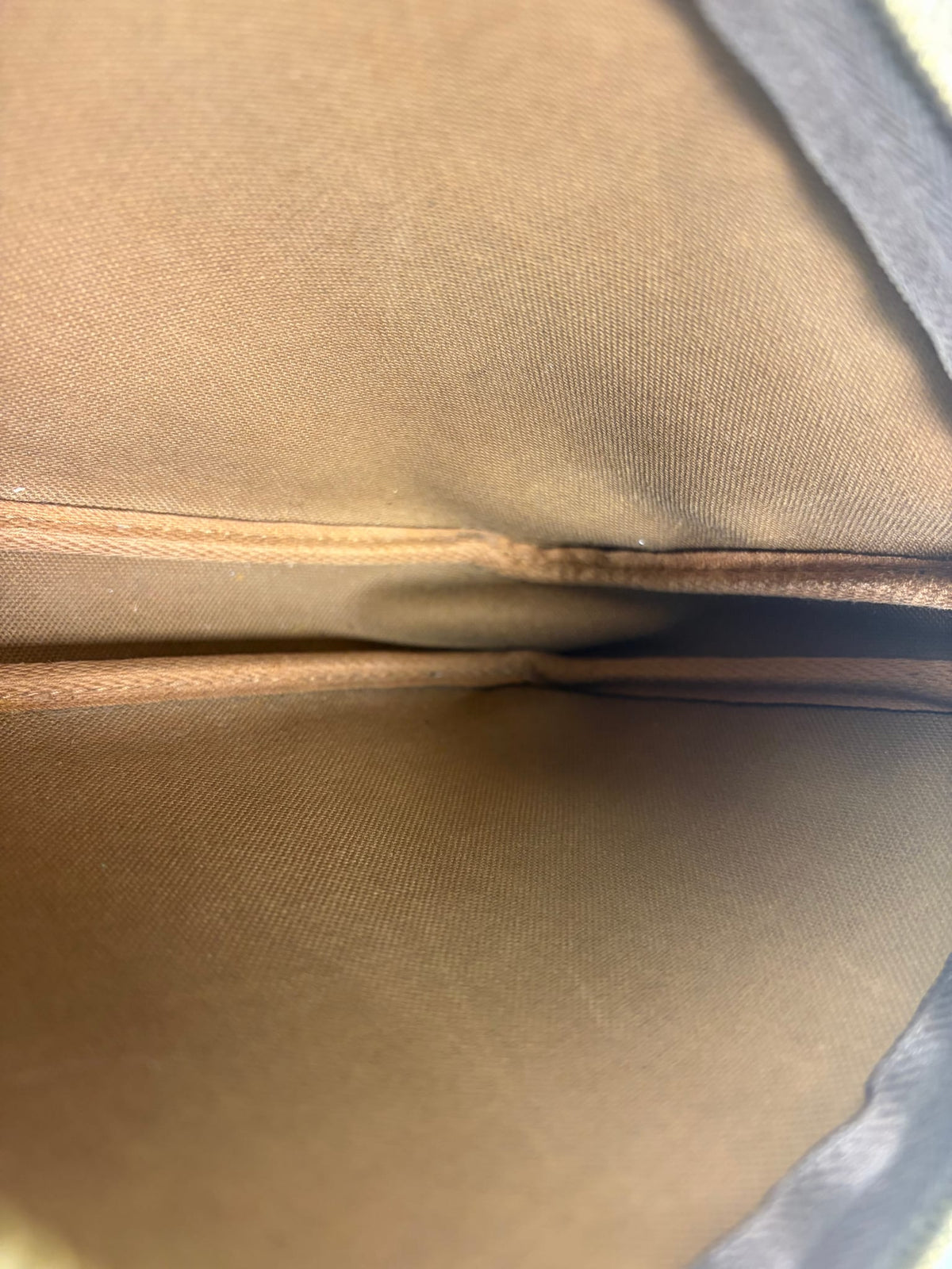 Louis Vuitton Monogram Pochette