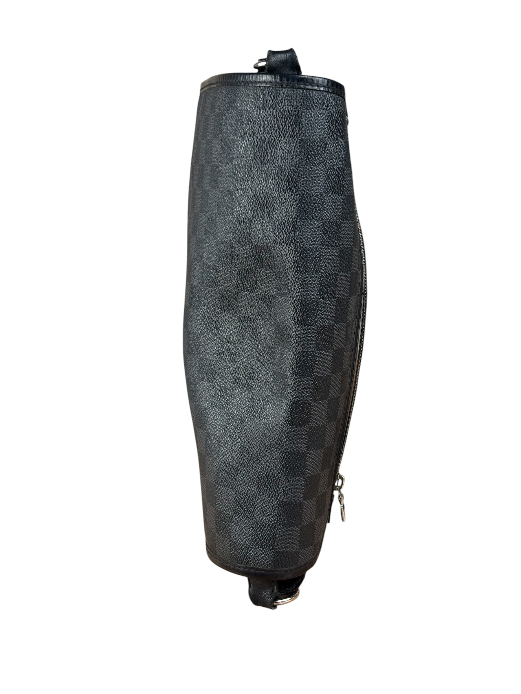 Louis Vuitton Damier Graphite Daniel Messenger Bag