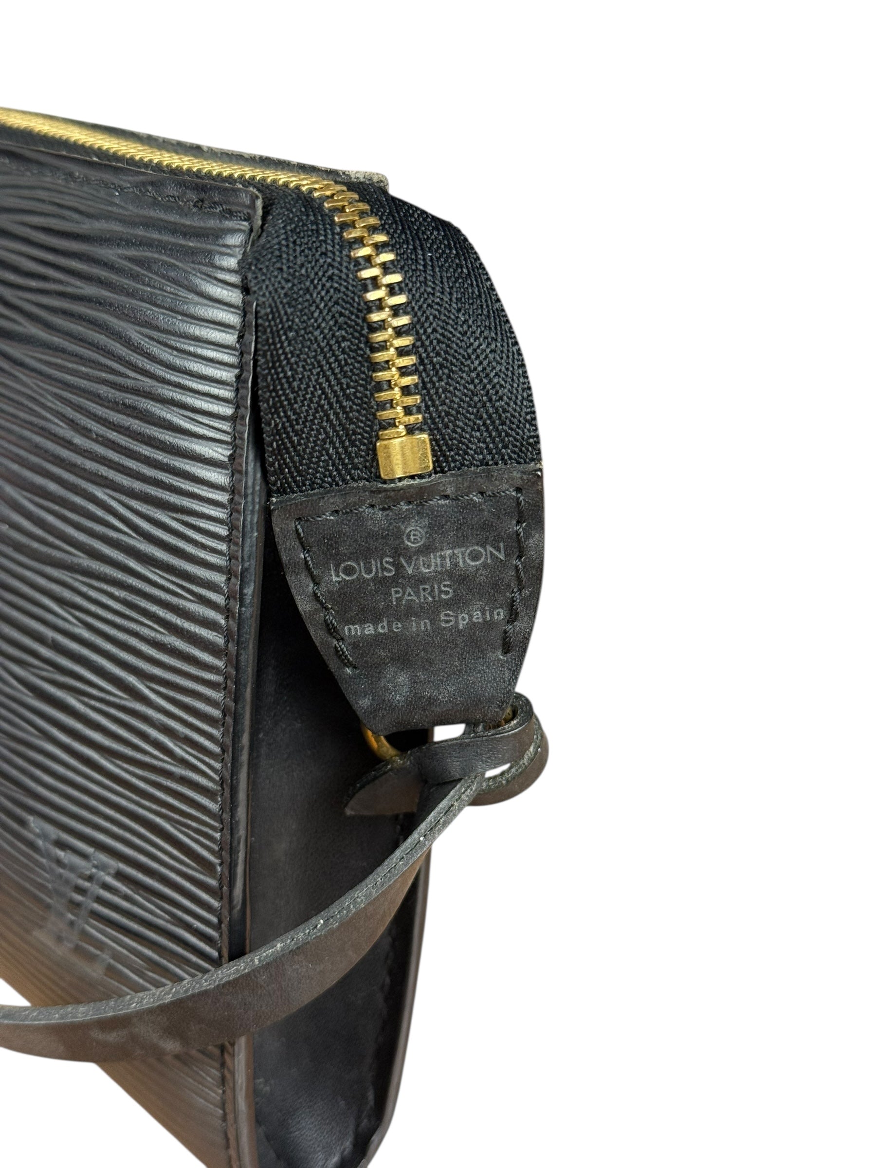 Louis Vuitton Epi Leather Pochette Black