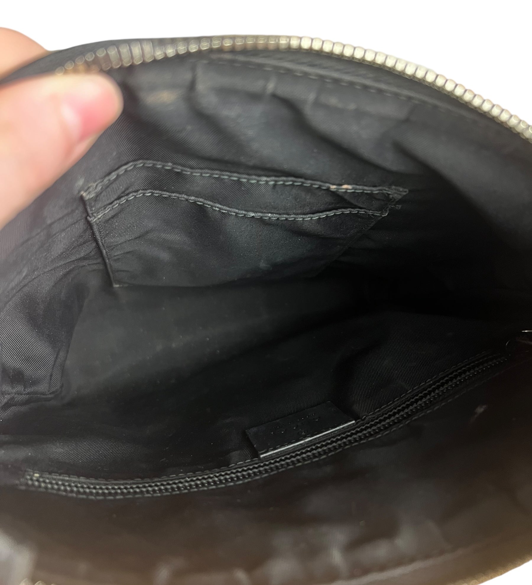 Gucci GG Supreme Monogram Messenger Bag