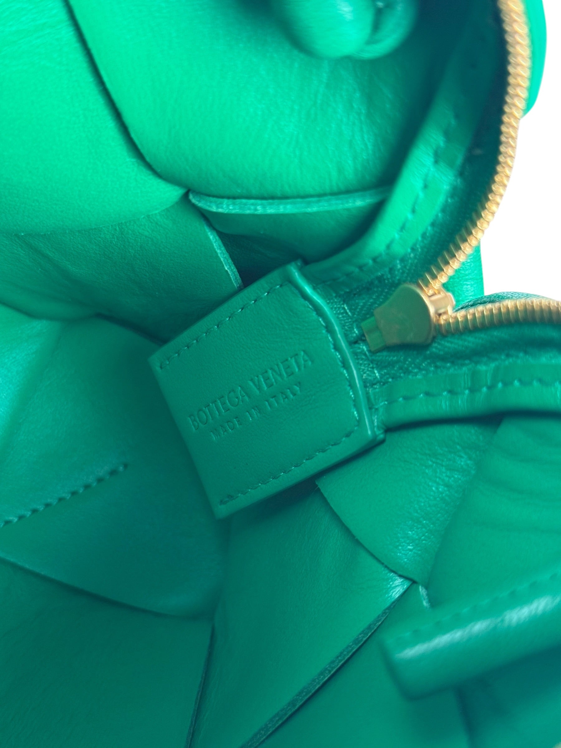 Bottega Veneta Small Green Intrecciato Cassette Camera Bag