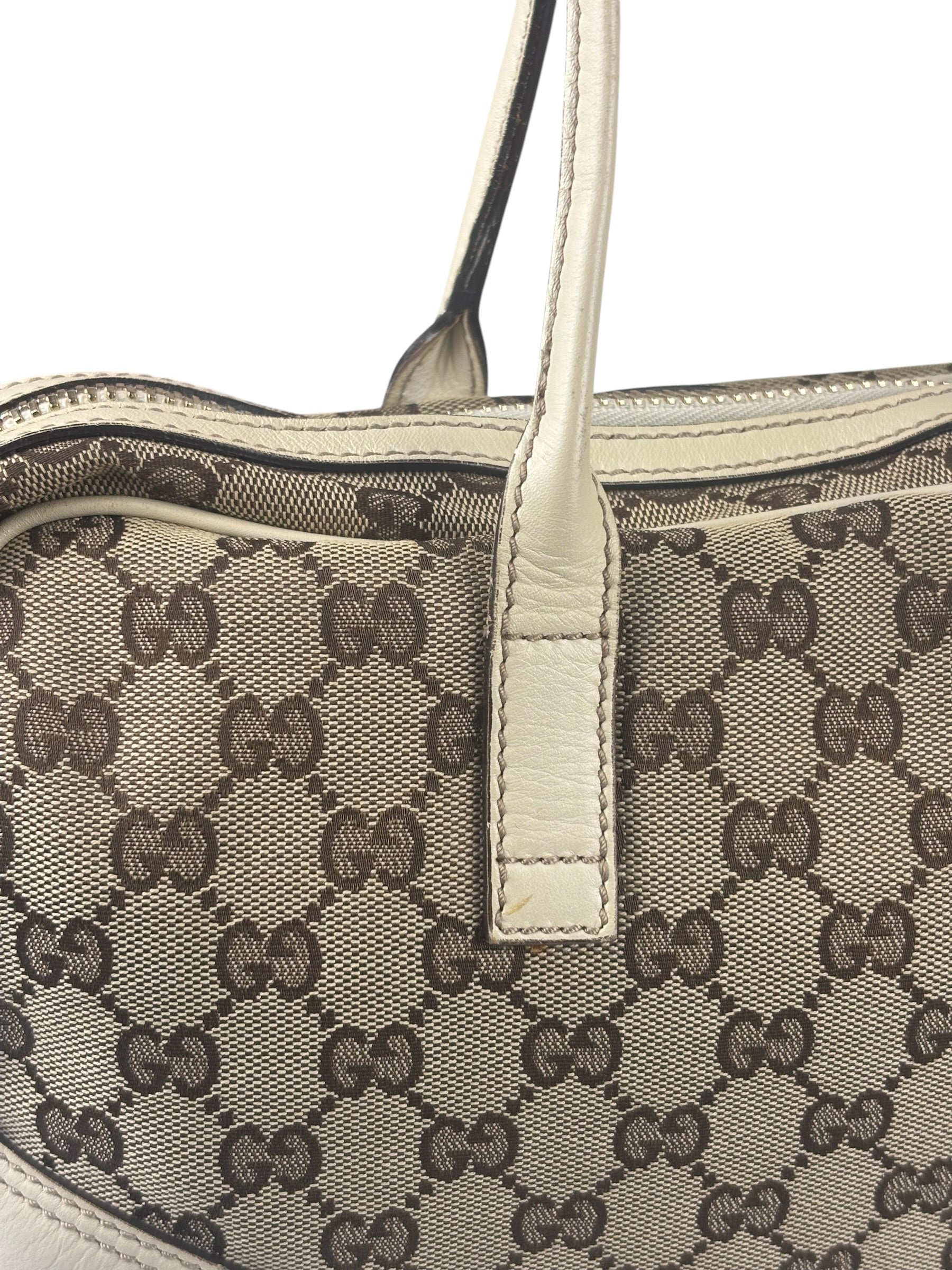 Gucci GG Beige Ivory Leather Shoulder Bag