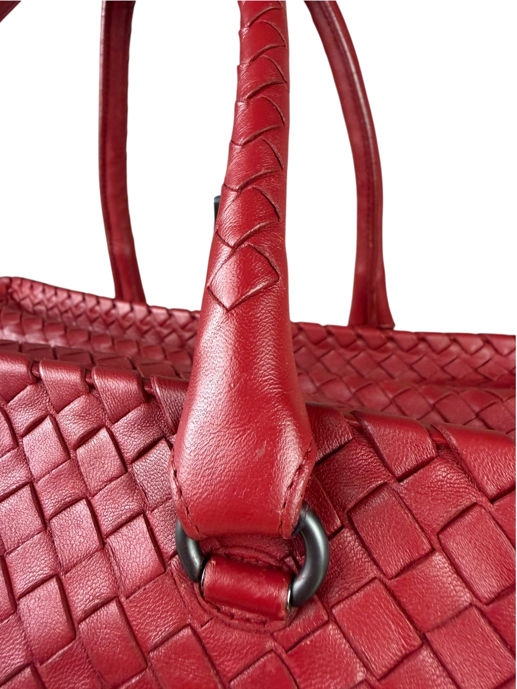 Bottega Veneta Red Intrecciato Montaigne Bag