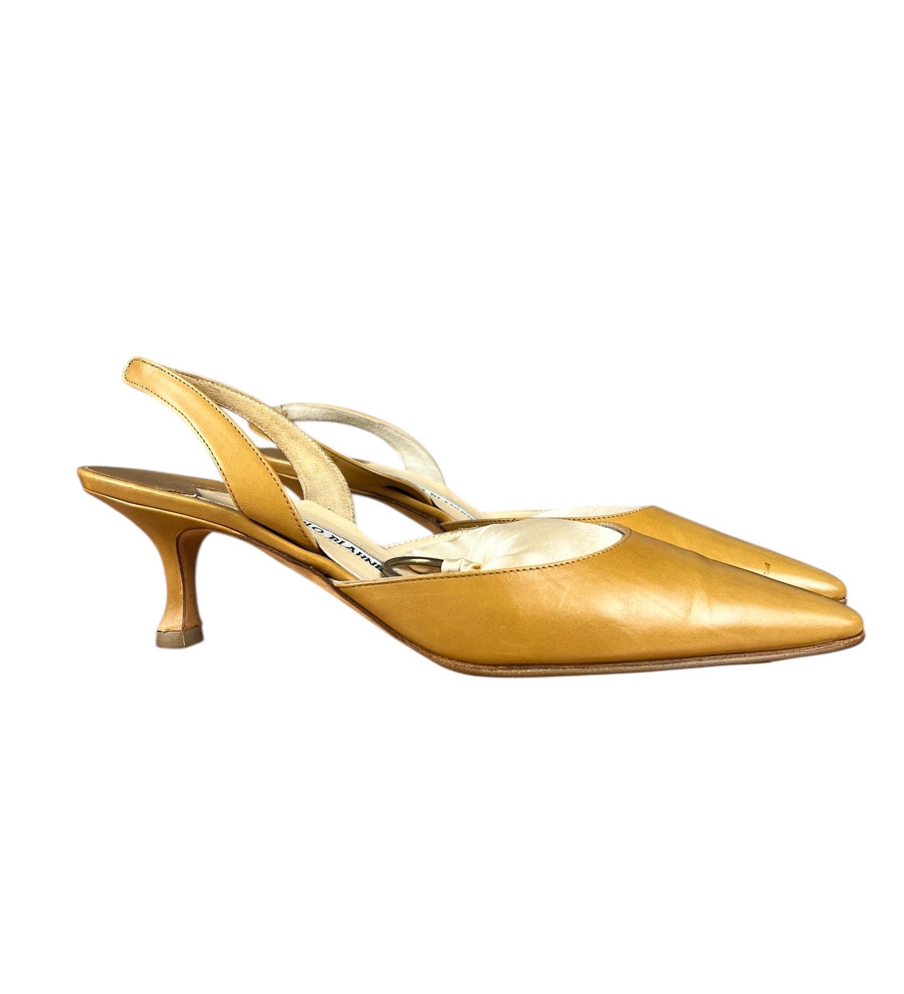 Manolo Blahnik Nude Leather Slingback Kitten Heels