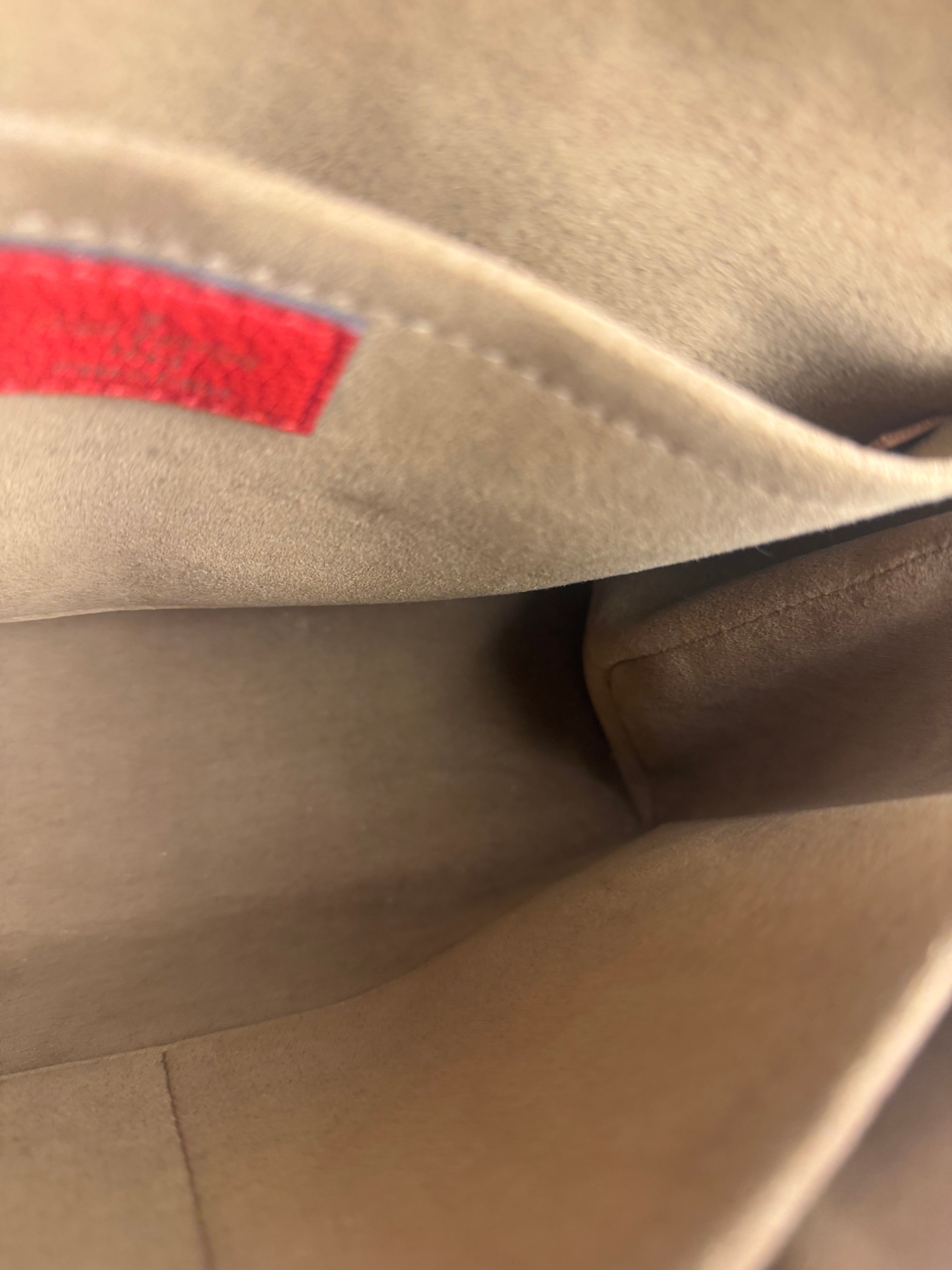 Louis Vuitton Monogram Marignan Coquelicot