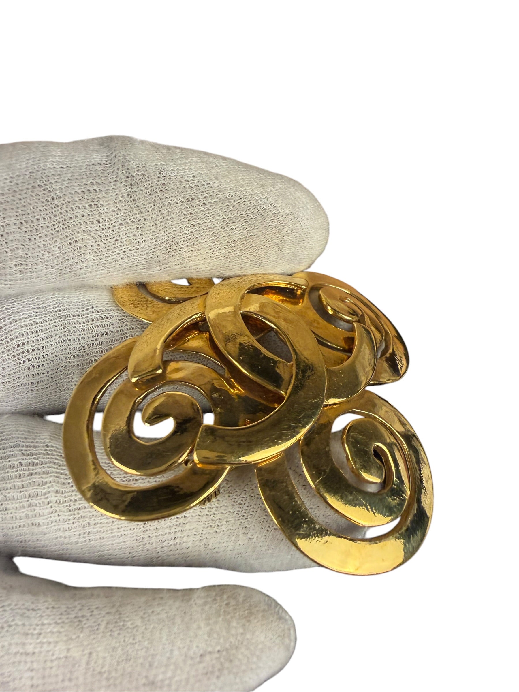 Chanel Vintage Spring Swirl/Sprial Cross Cc Brooch 95P 1995