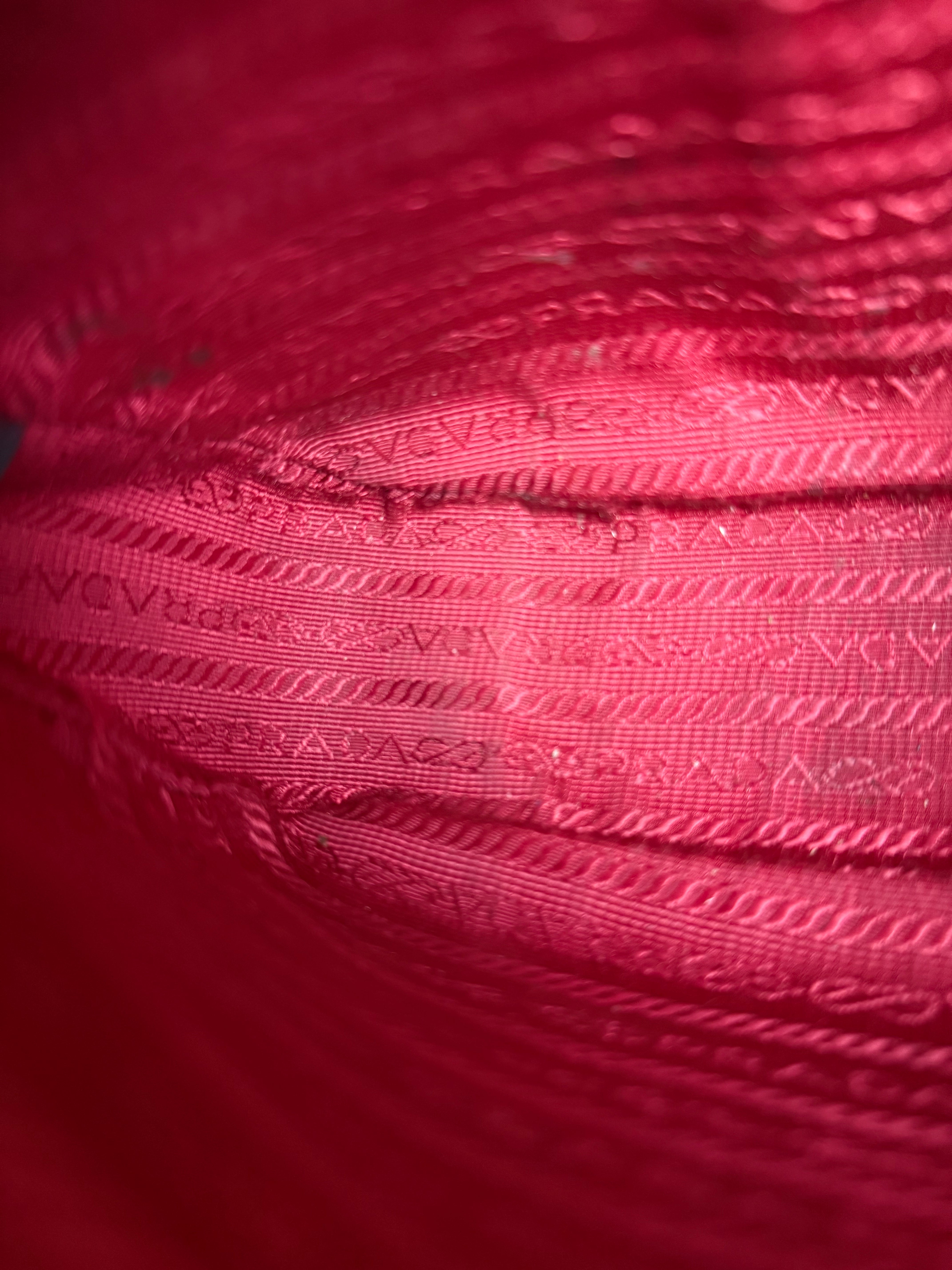 Prada Re-Edition Saffiano Leather Shoulder Bag Red