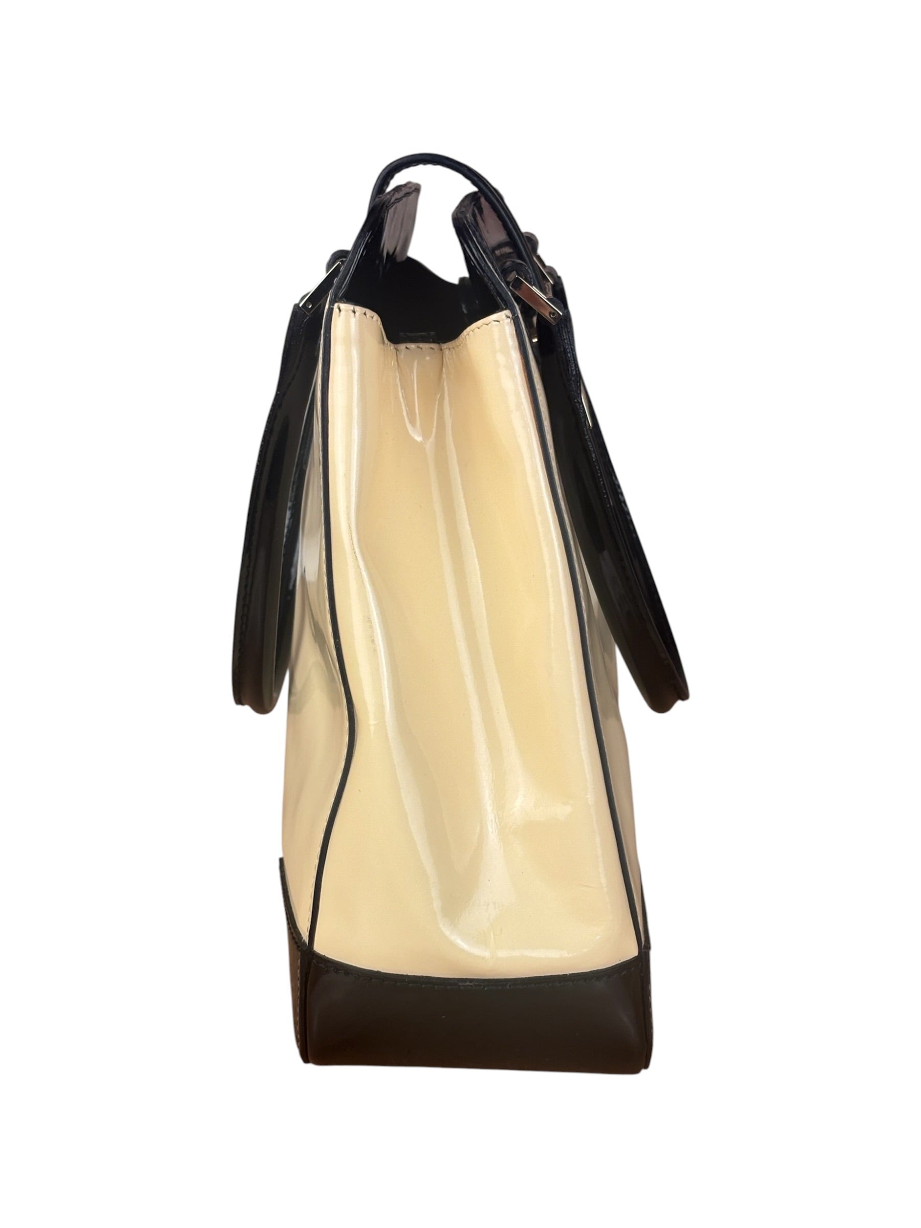 Gucci Cream/Beige Patent Leather Square Hand Bag