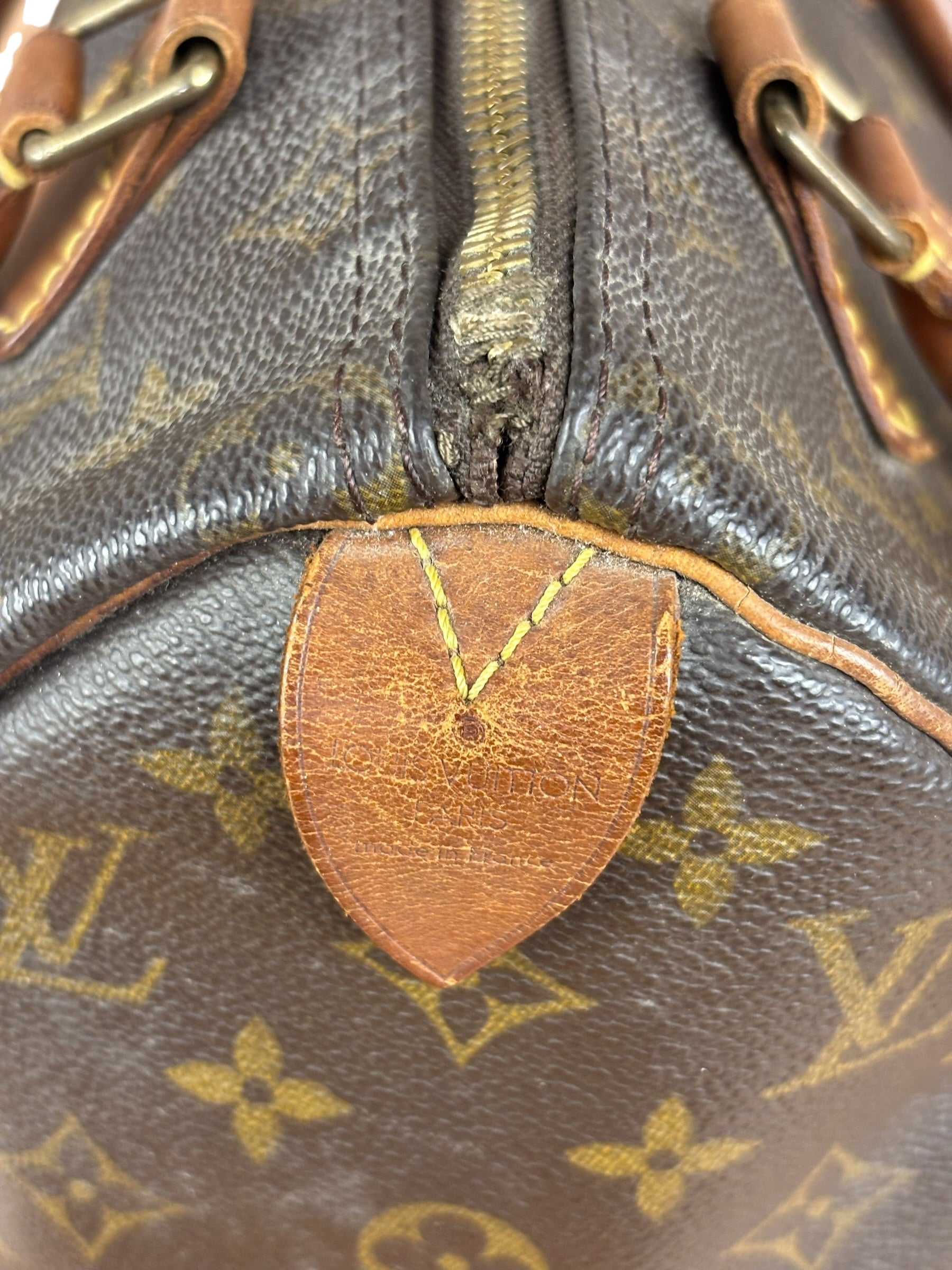 Louis Vuitton Monogram Speedy 25