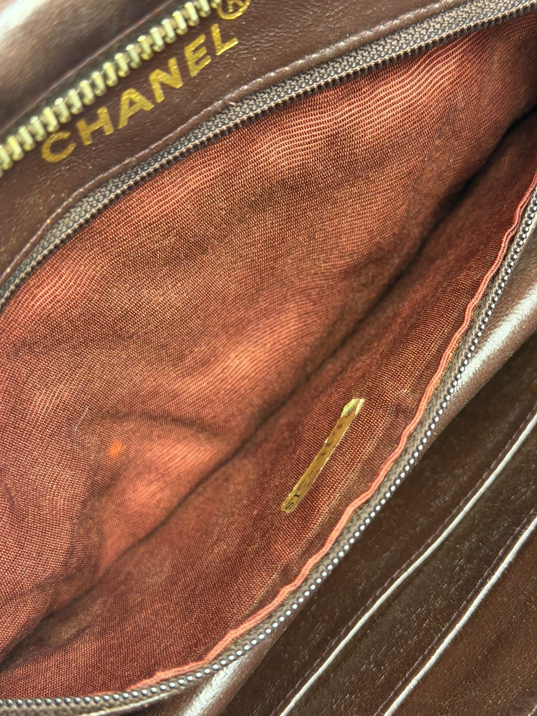 Chanel Burgundy Leather V Stitch Shoulder Bag 1990's