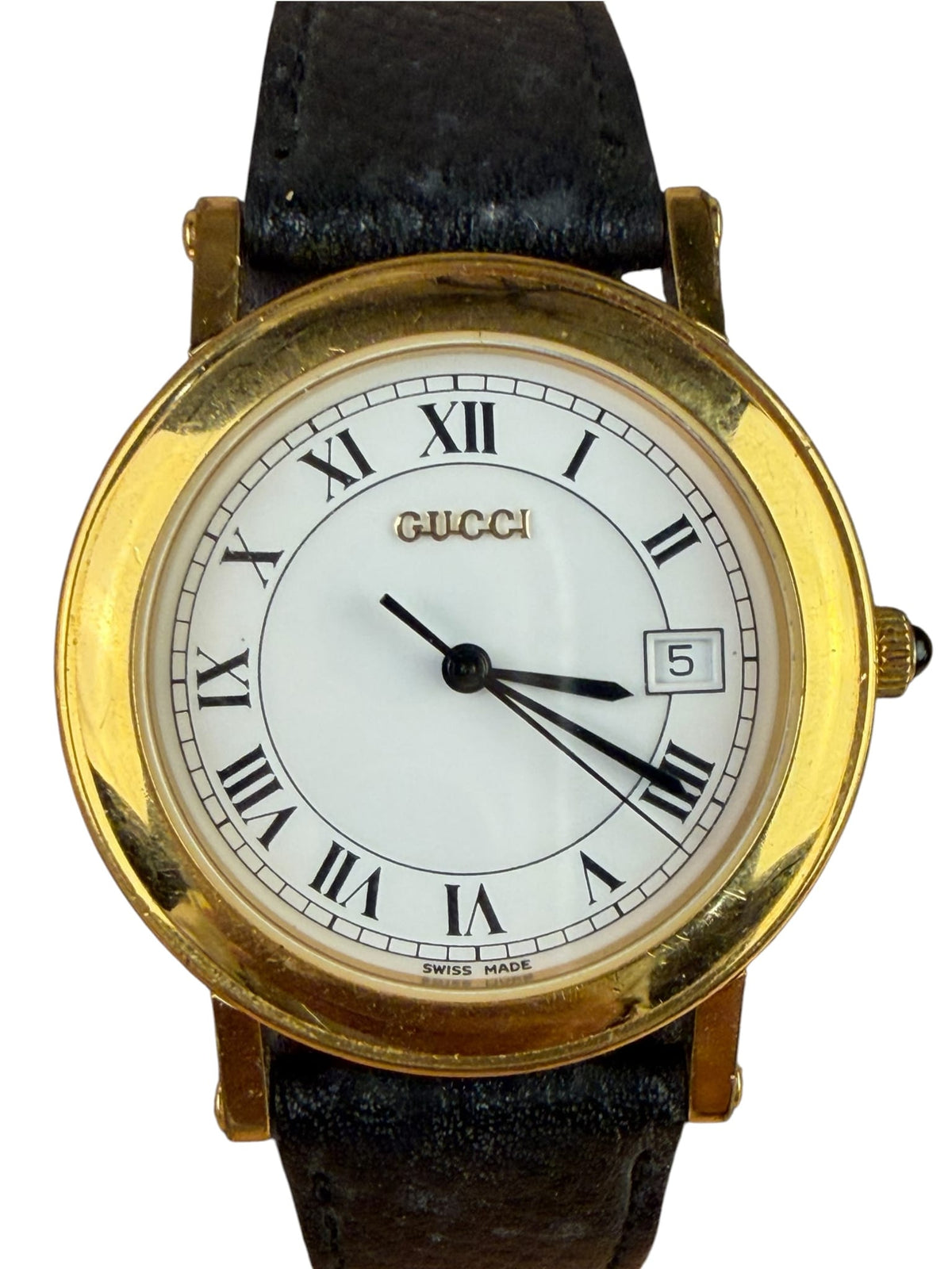 Gucci 7200M White Roman Dial Black Leather Strap