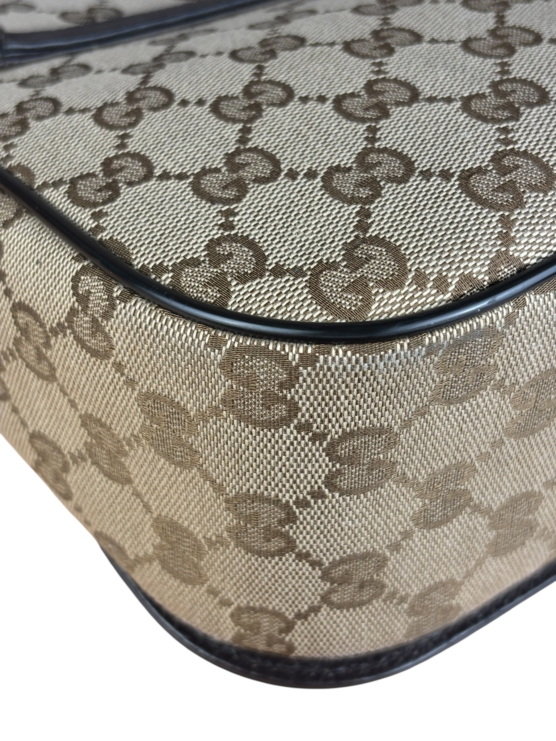 Gucci GG Canvas Print Flap Messenger Bag