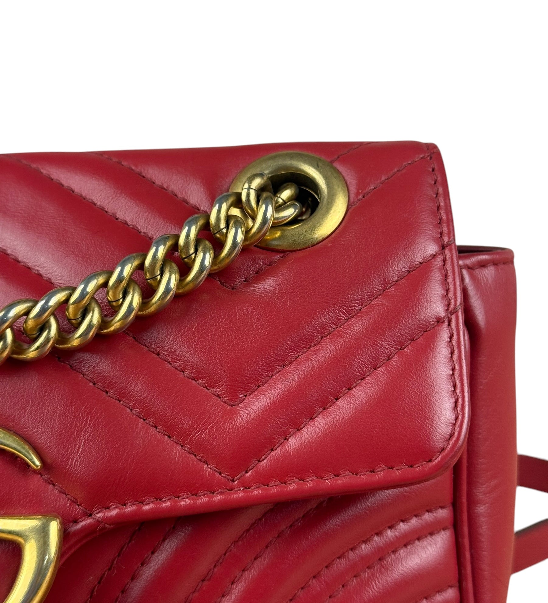 Gucci GG Red Marmont Matelasse Shoulder Bag
