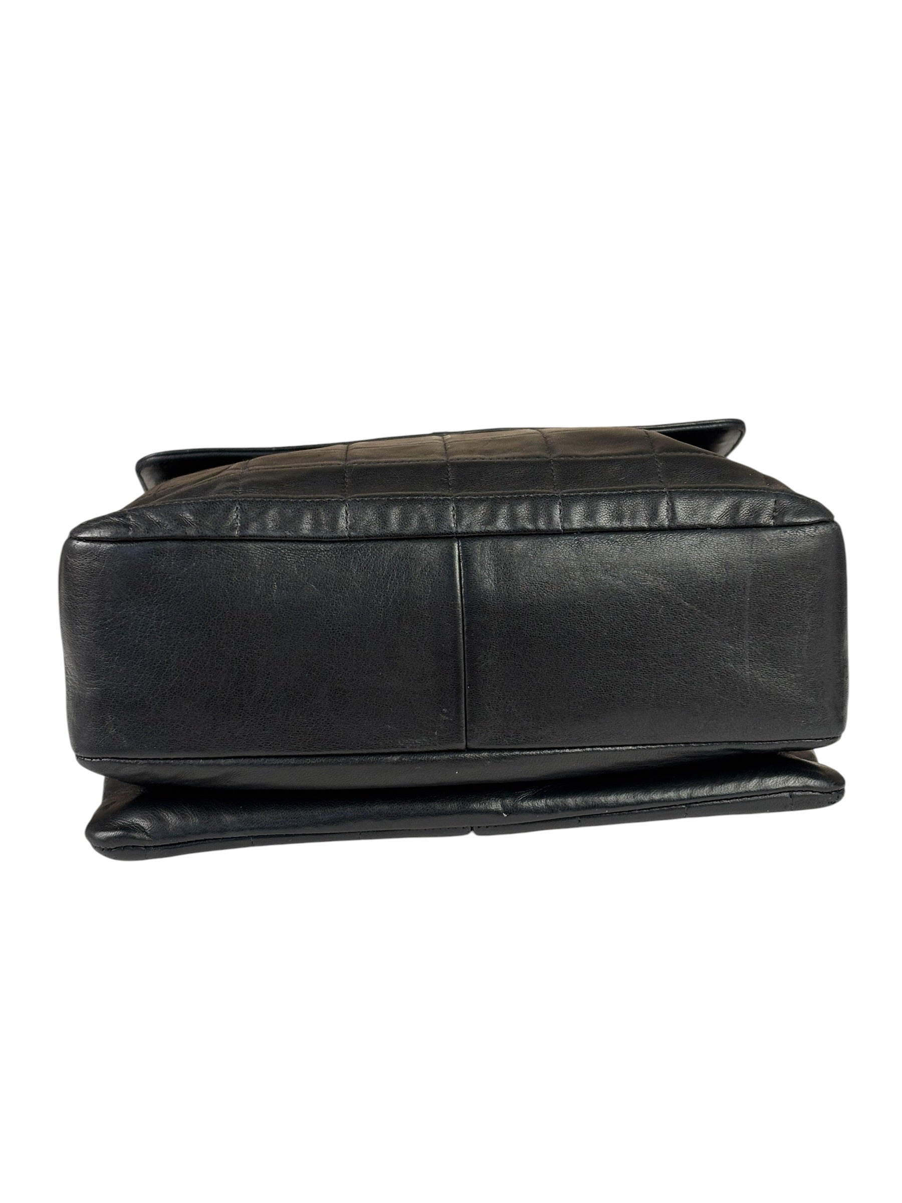 Chanel Black Lambskin Chocolate Bar Quilted Chain Shoulder Bag 2000