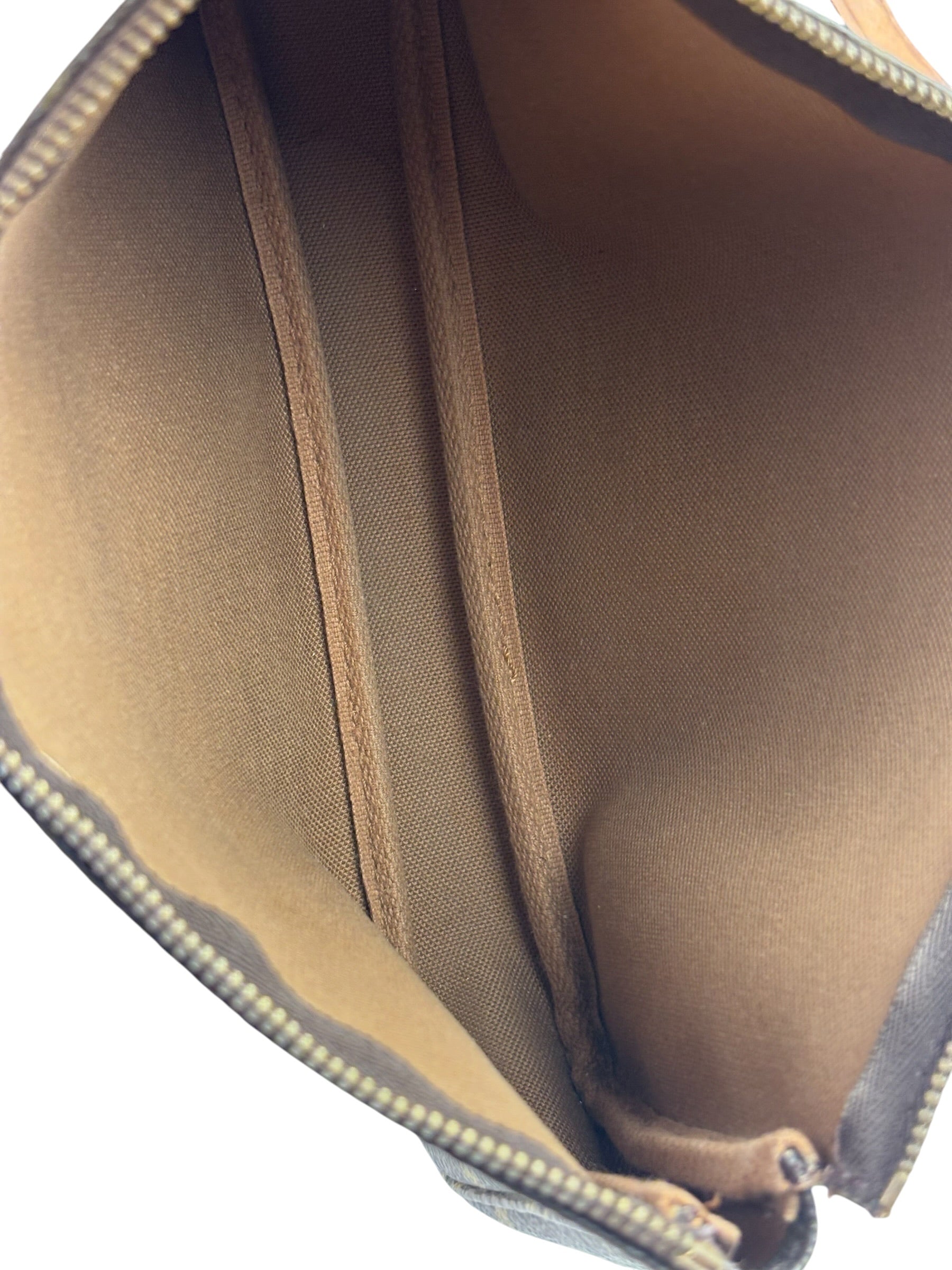 Louis Vuitton Vintage Monogram Pochette