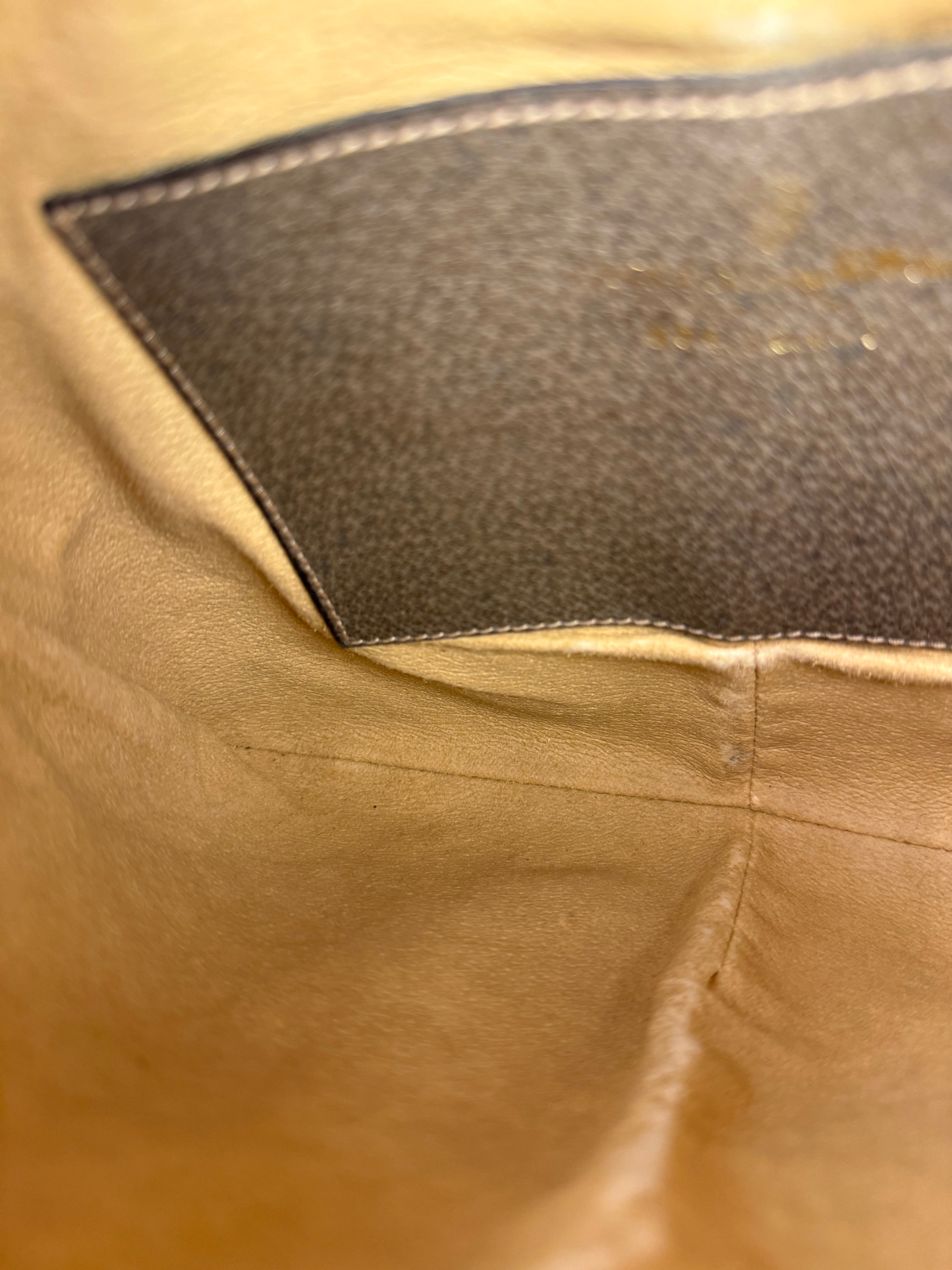 Gucci Vintage Beige GG Supreme Crossbody Bag